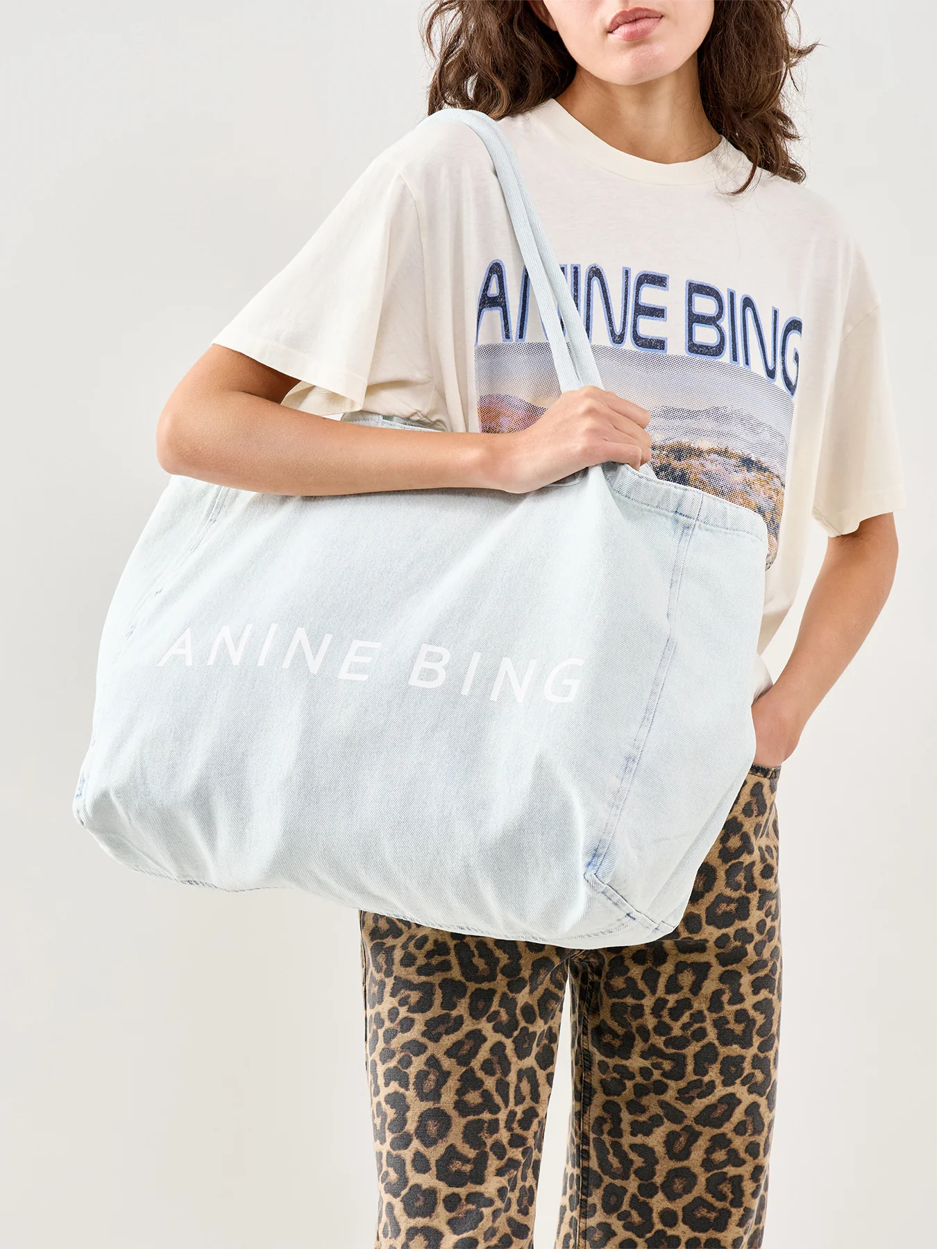 Leo Denim Tote Bag Blue - Image 2