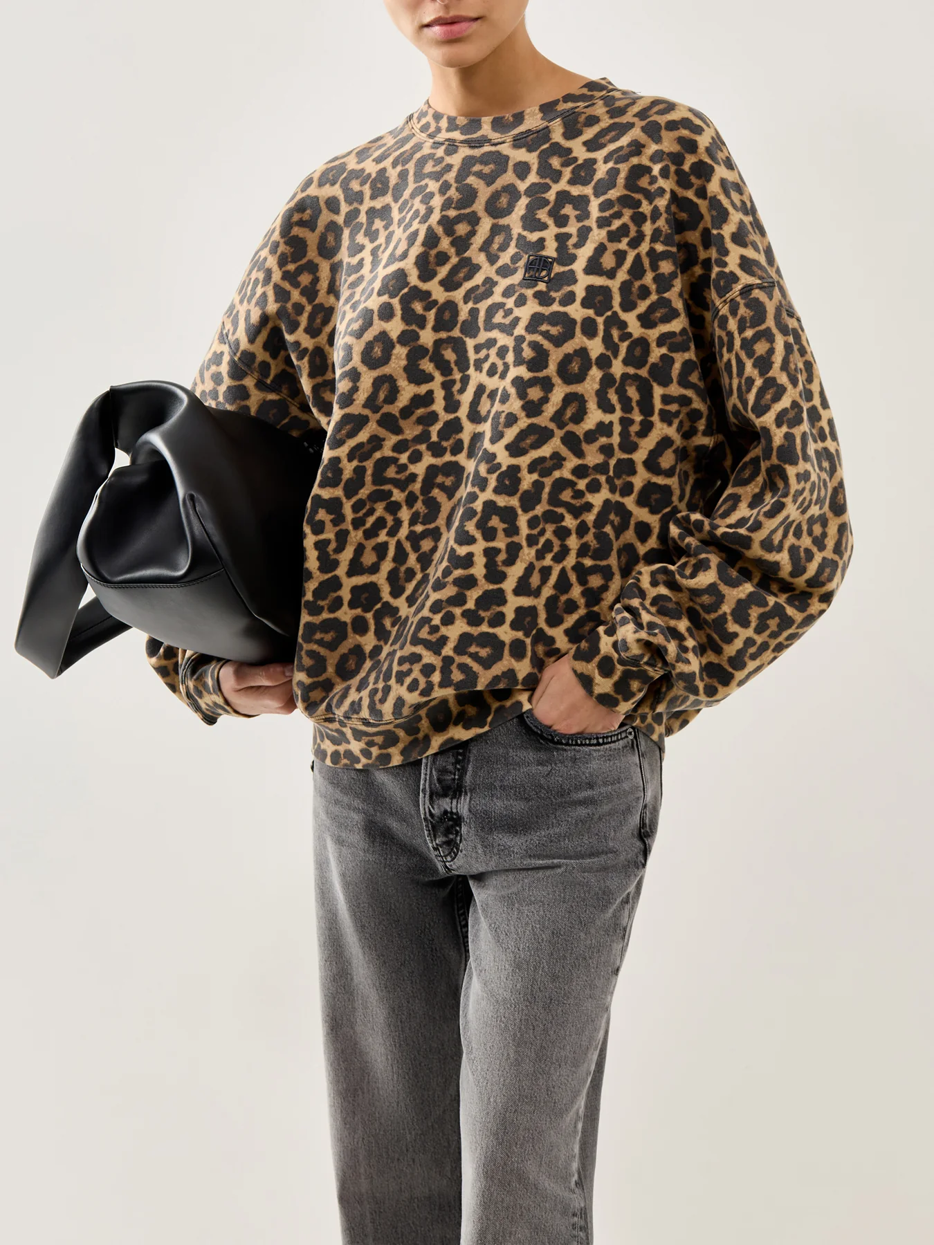 Miles Sweatshirt Black And Brown Leopard - Image 4