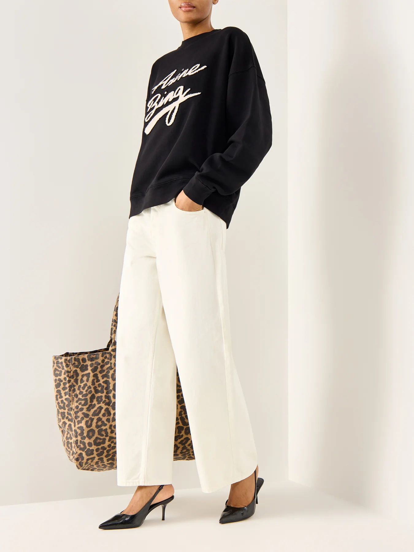 Miles Sweatshirt Chenille Signature - Image 2