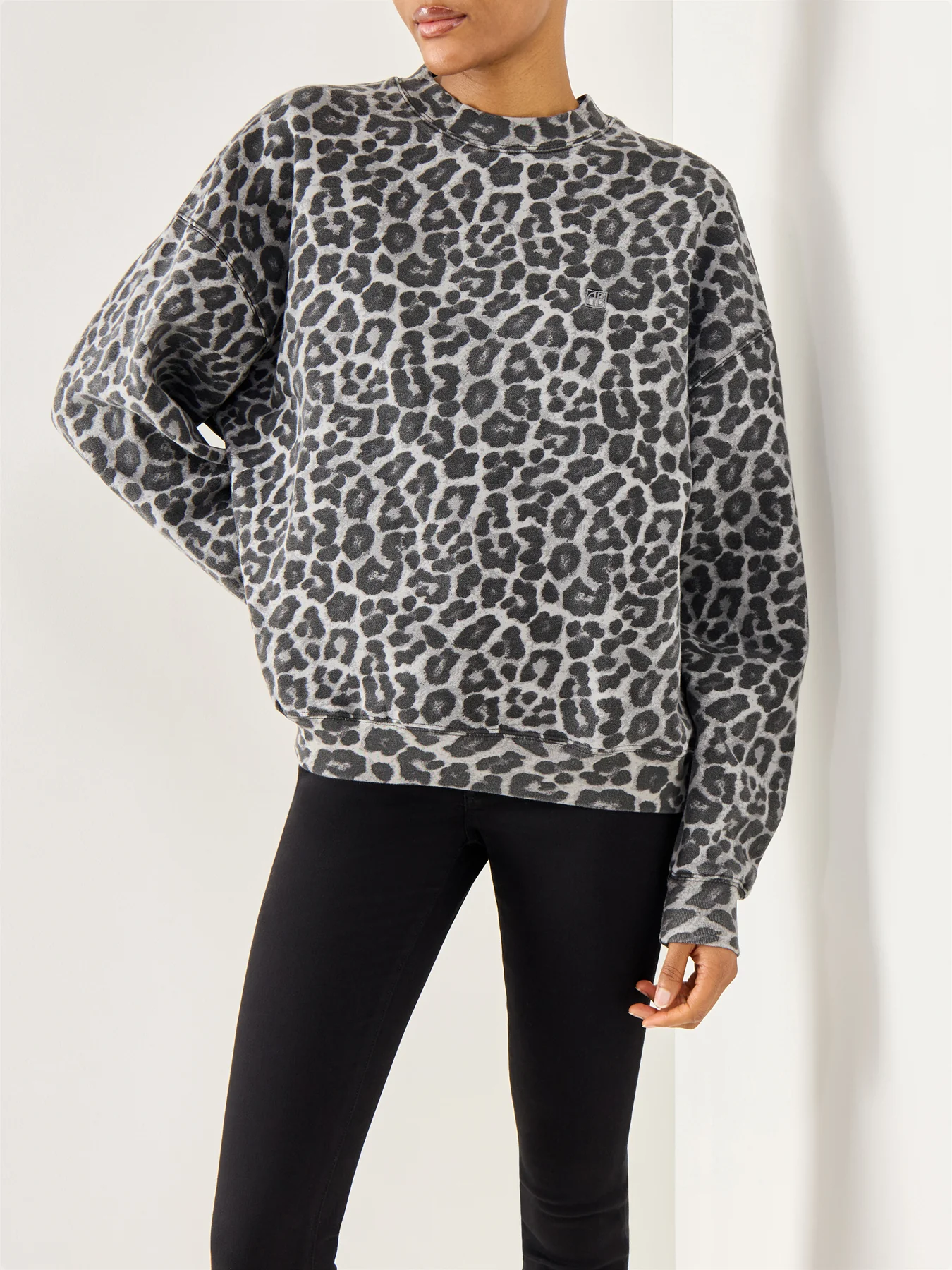 Miles Sweatshirt Grey Leopard - Image 4
