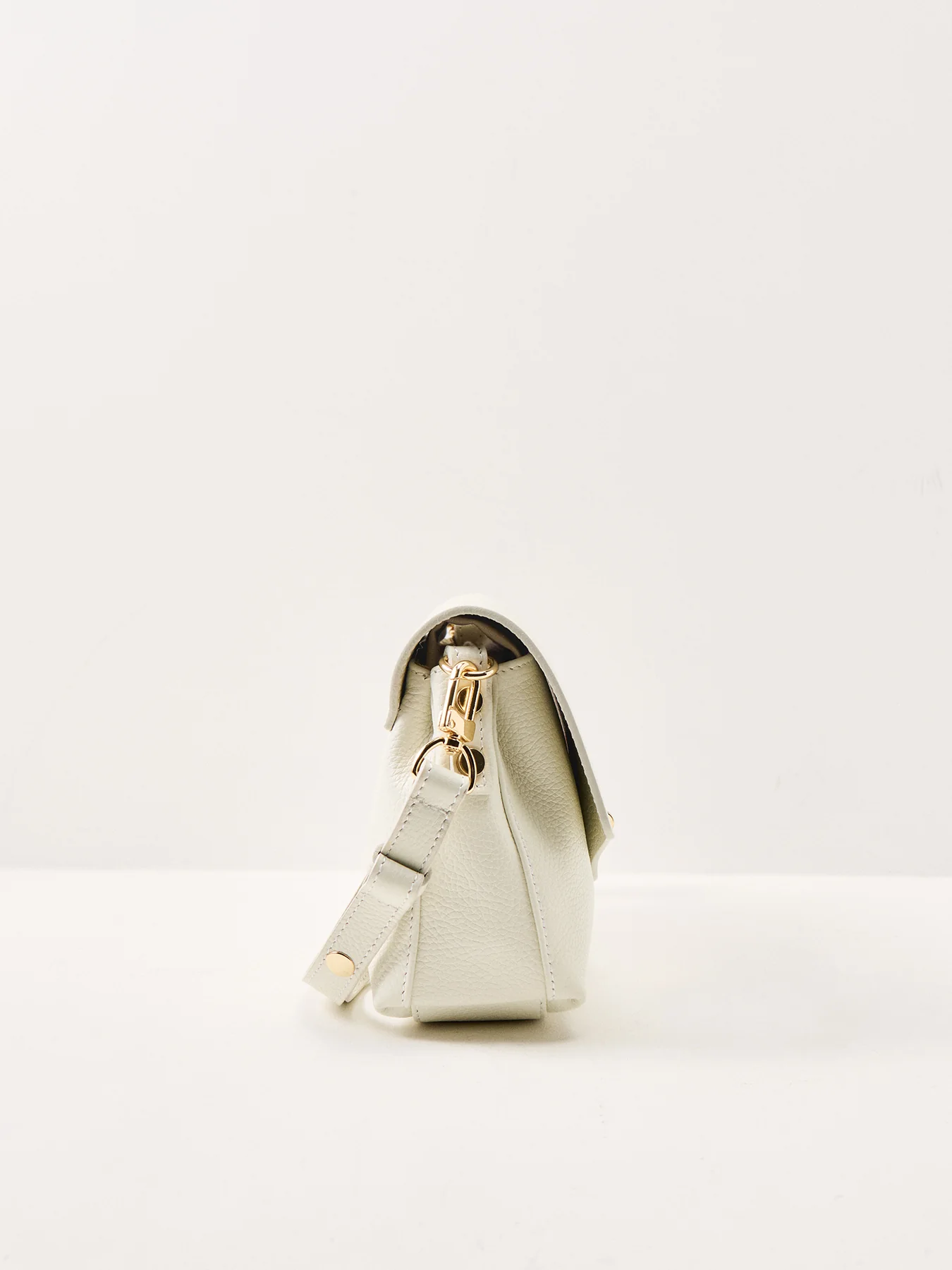 Maddie Midi Leather Bag Buttermilk - Image 4