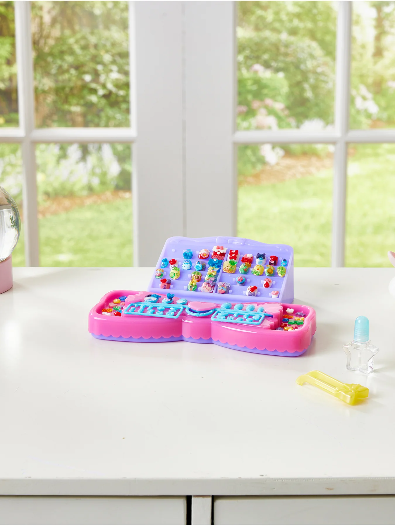 Design And Display Nail Studio - Image 2
