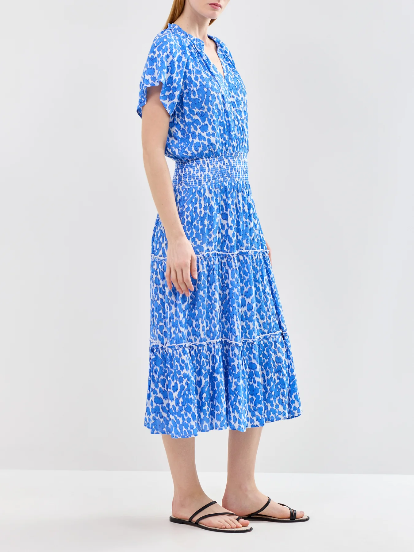 Riley Viscose Crinkle Midi Dress Blue - Image 4
