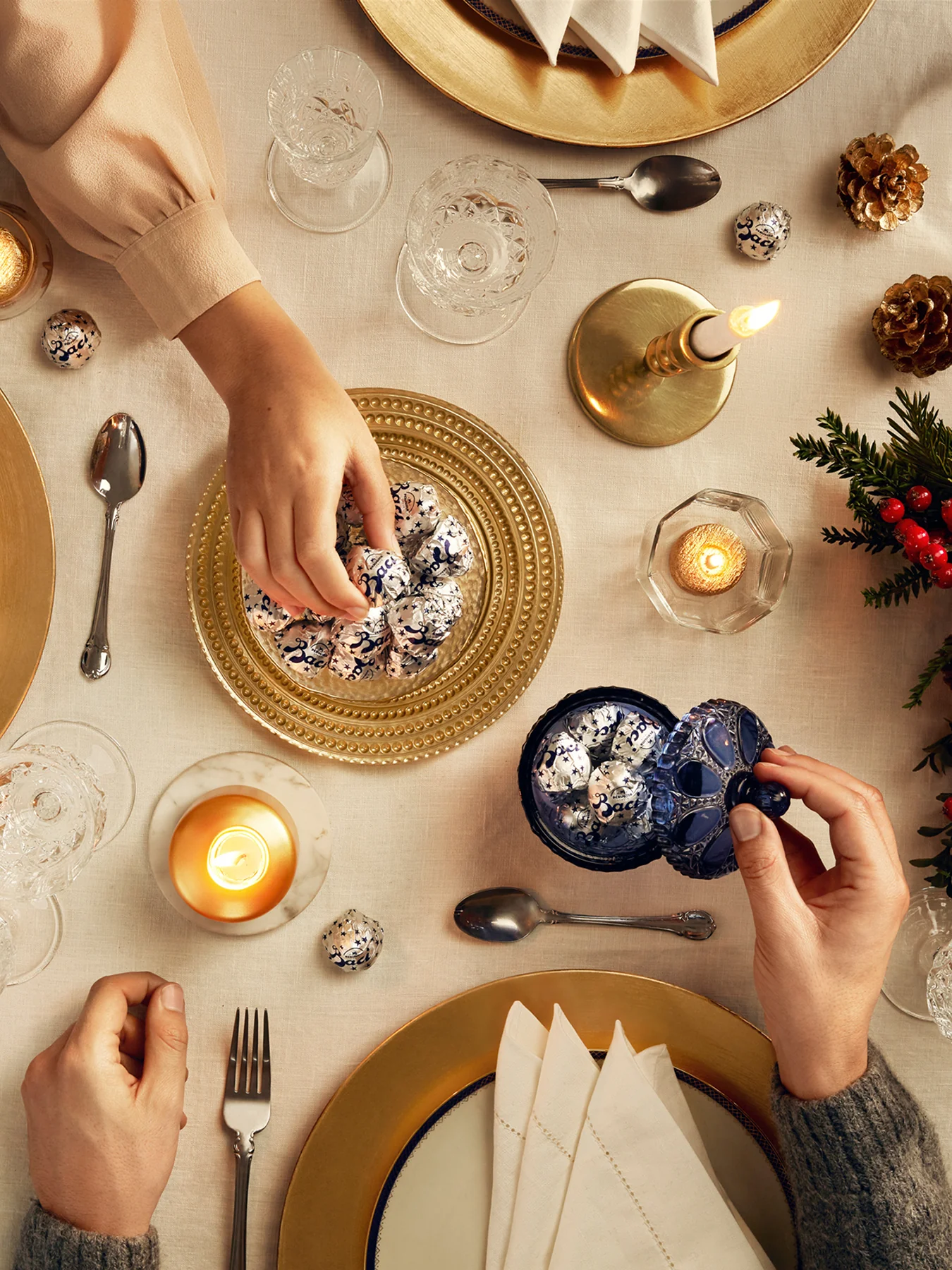 Mistletoe Box - Image 3
