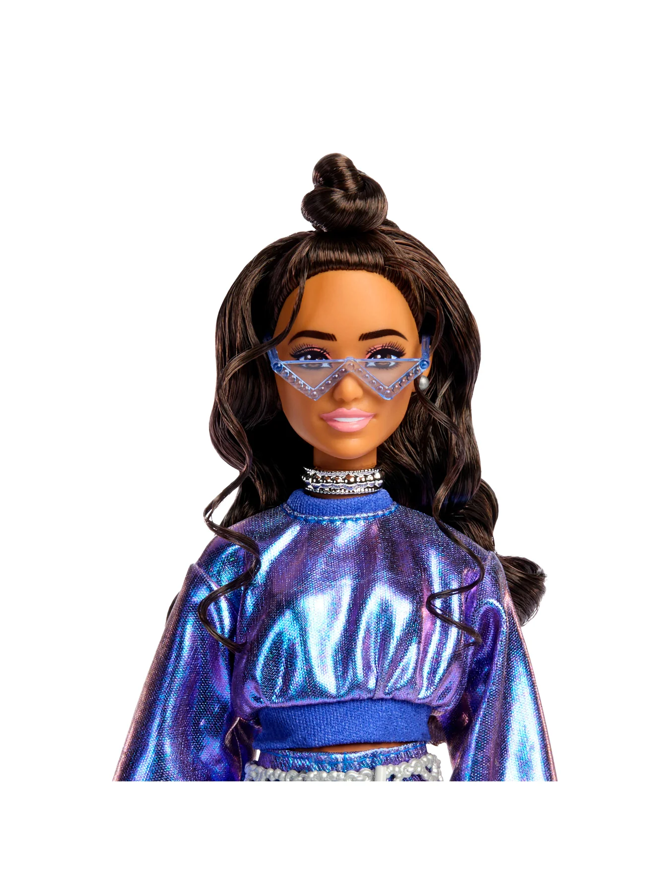Barbie Deluxe Style Metallic Doll 3 - Image 3