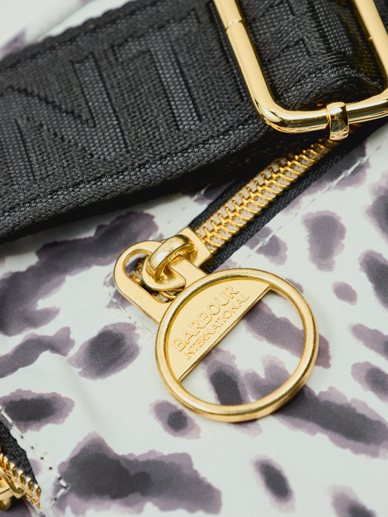 Boulevard Crossbody Bag Leopard Print - Image 5