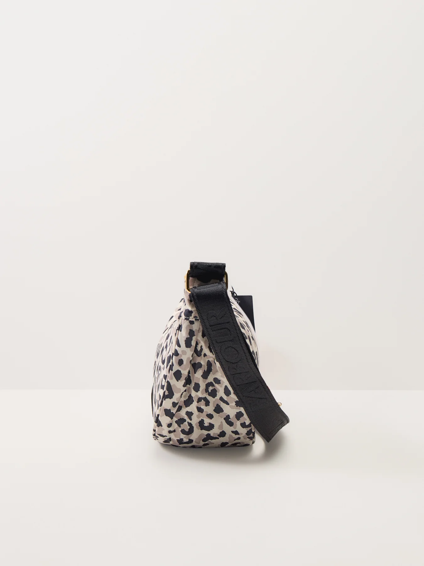 Boulevard Sling Bag Jasmine Leopard - Image 4