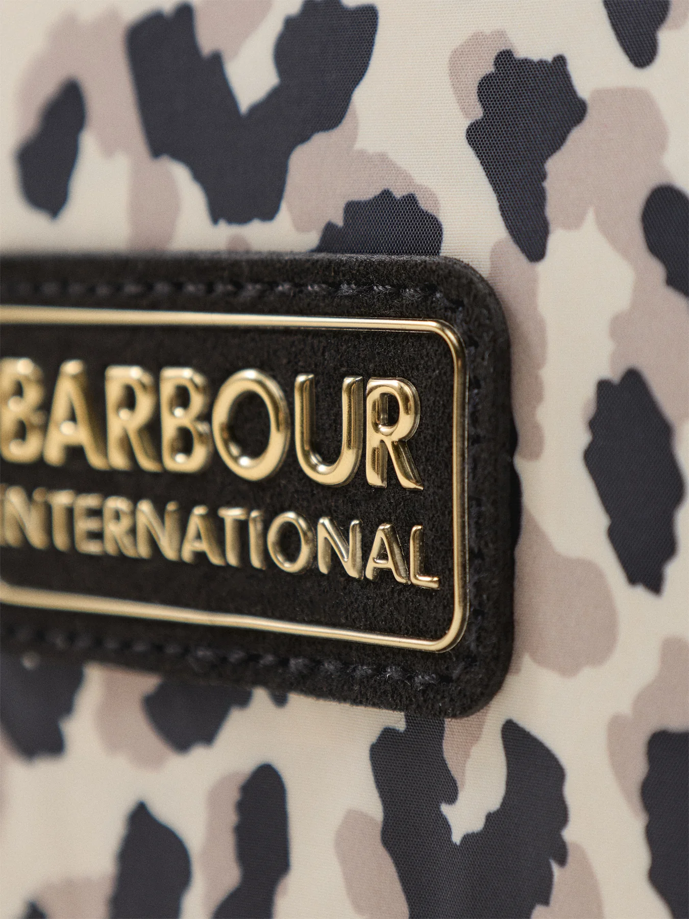 Boulevard Sling Bag Jasmine Leopard - Image 5