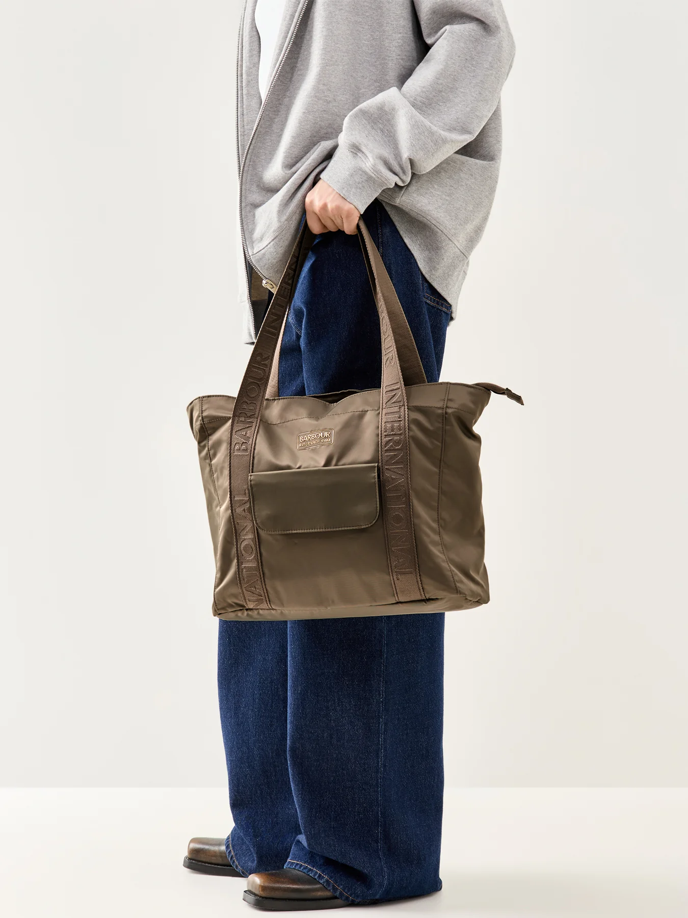 Qualify Tote Bag Khaki Green - Image 2