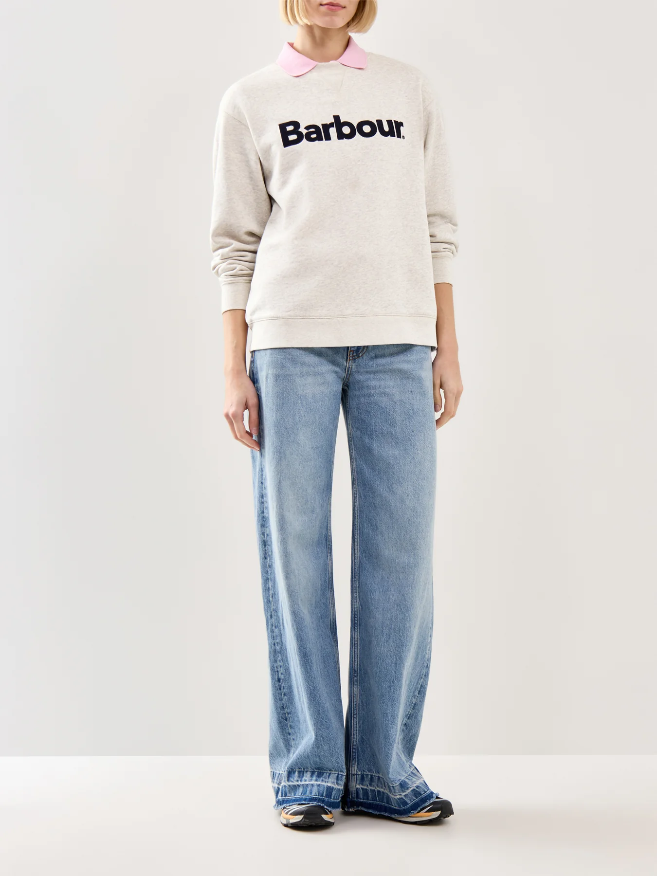 Hartland Crew Sweatshirt Grey - Image 2