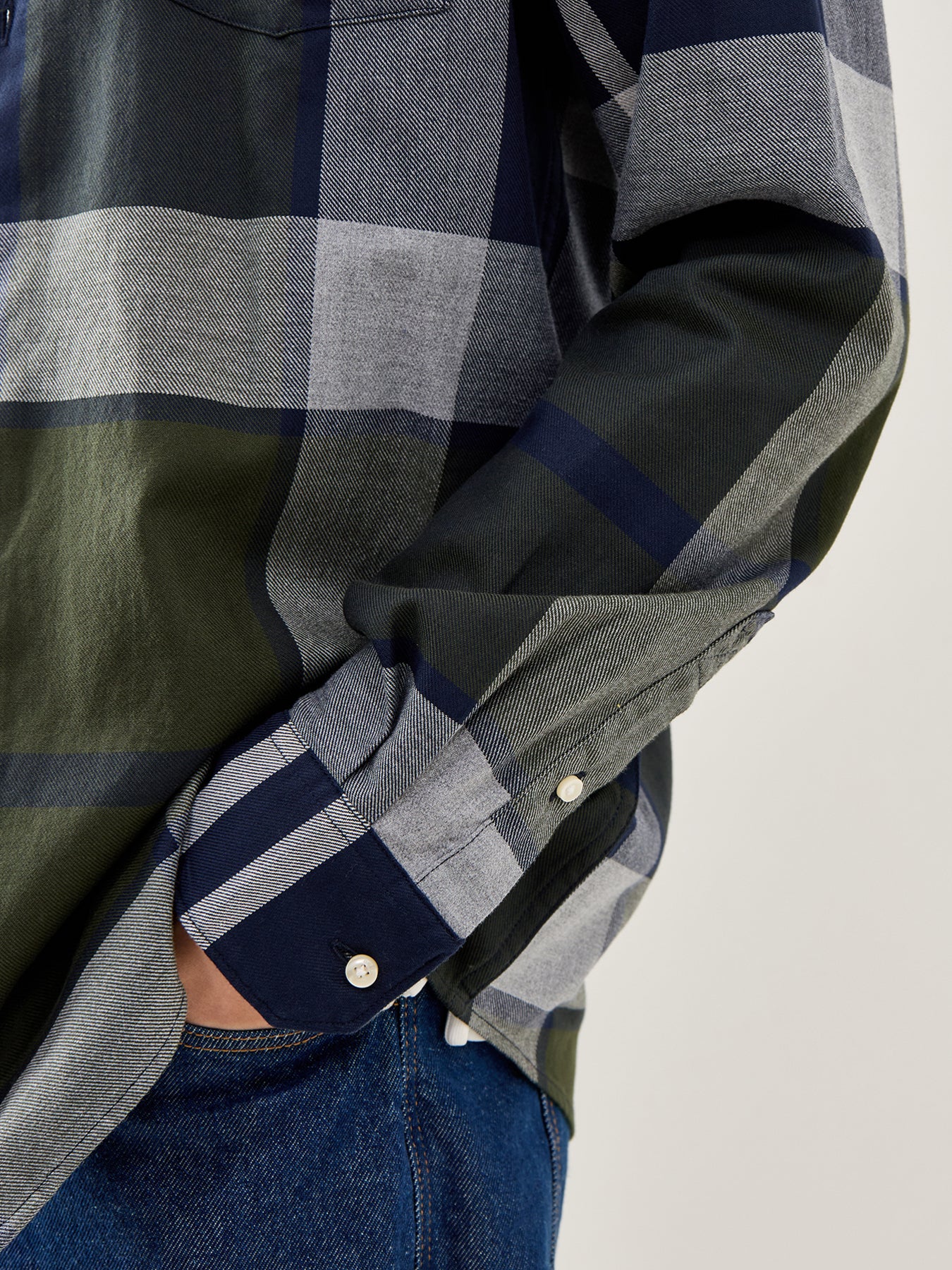 Dunoon Tartan Tailored Shirt - Image 3