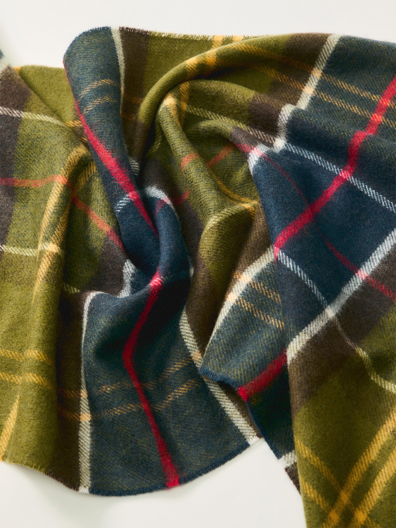 Yaxley Tartan Scarf - Image 3