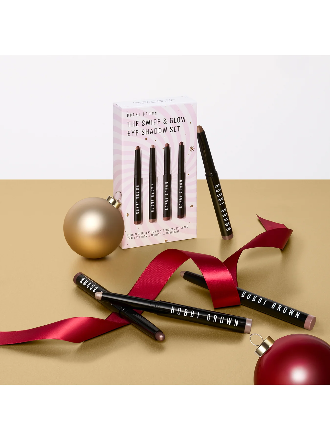 Swipe and Glow Eye Shadow Set - Image 2