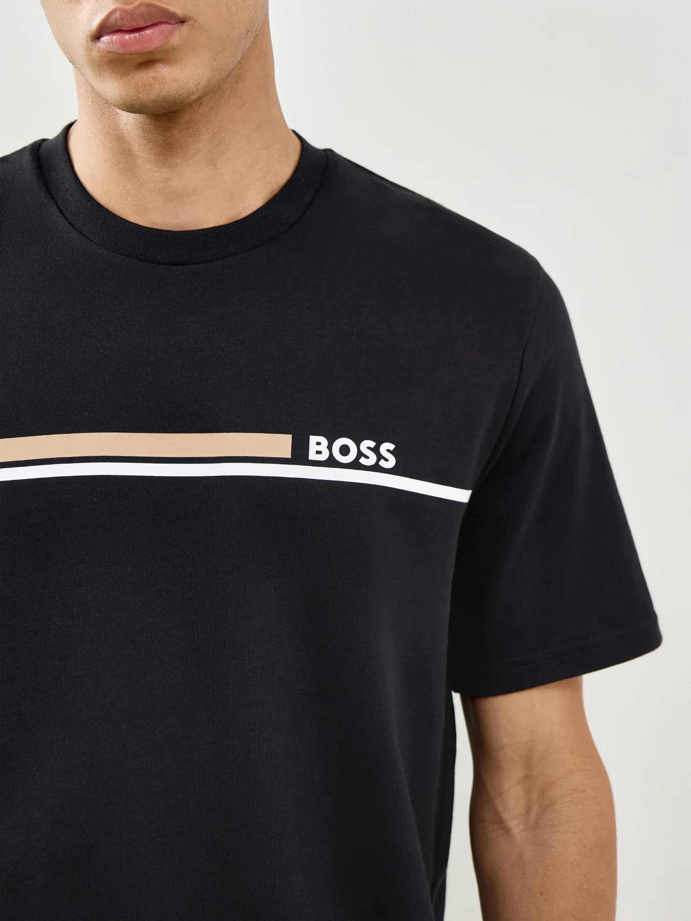 Authentic Lounge T-Shirt Black - Image 4