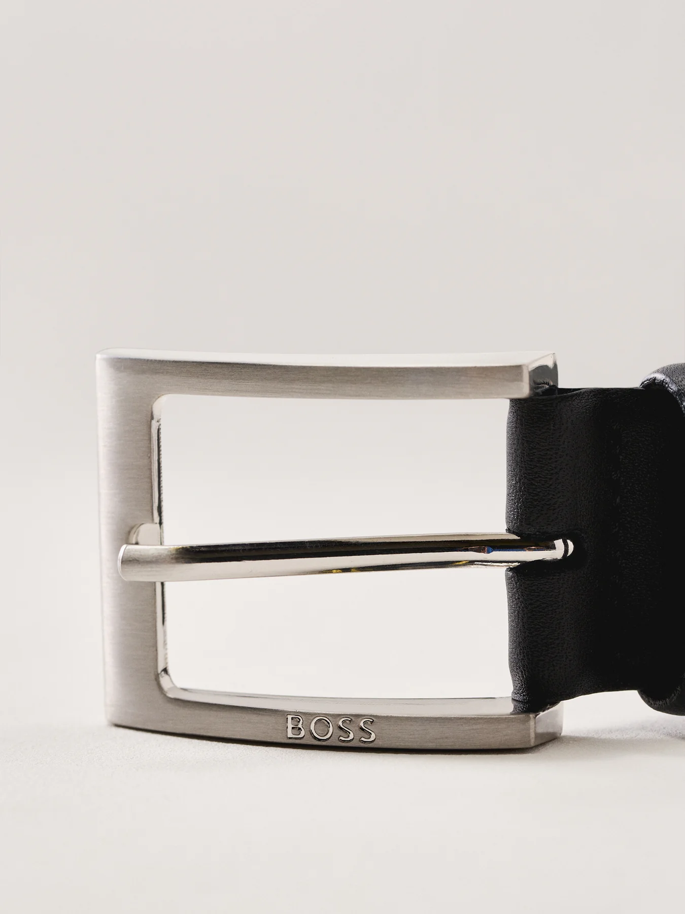 Barnabie Leather Belt Black - Image 3