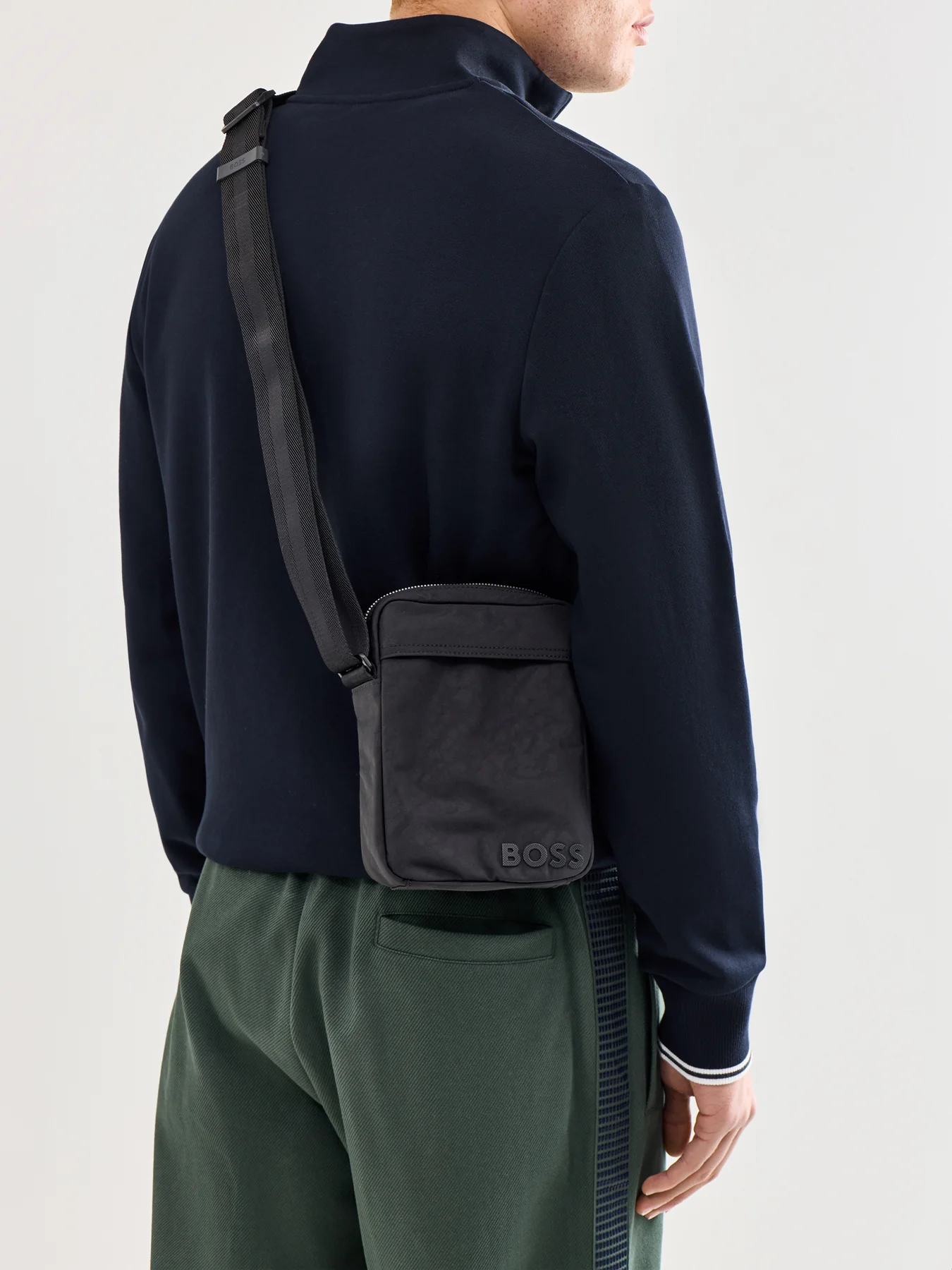 Catch O North South Zip Bag Black - Image 2