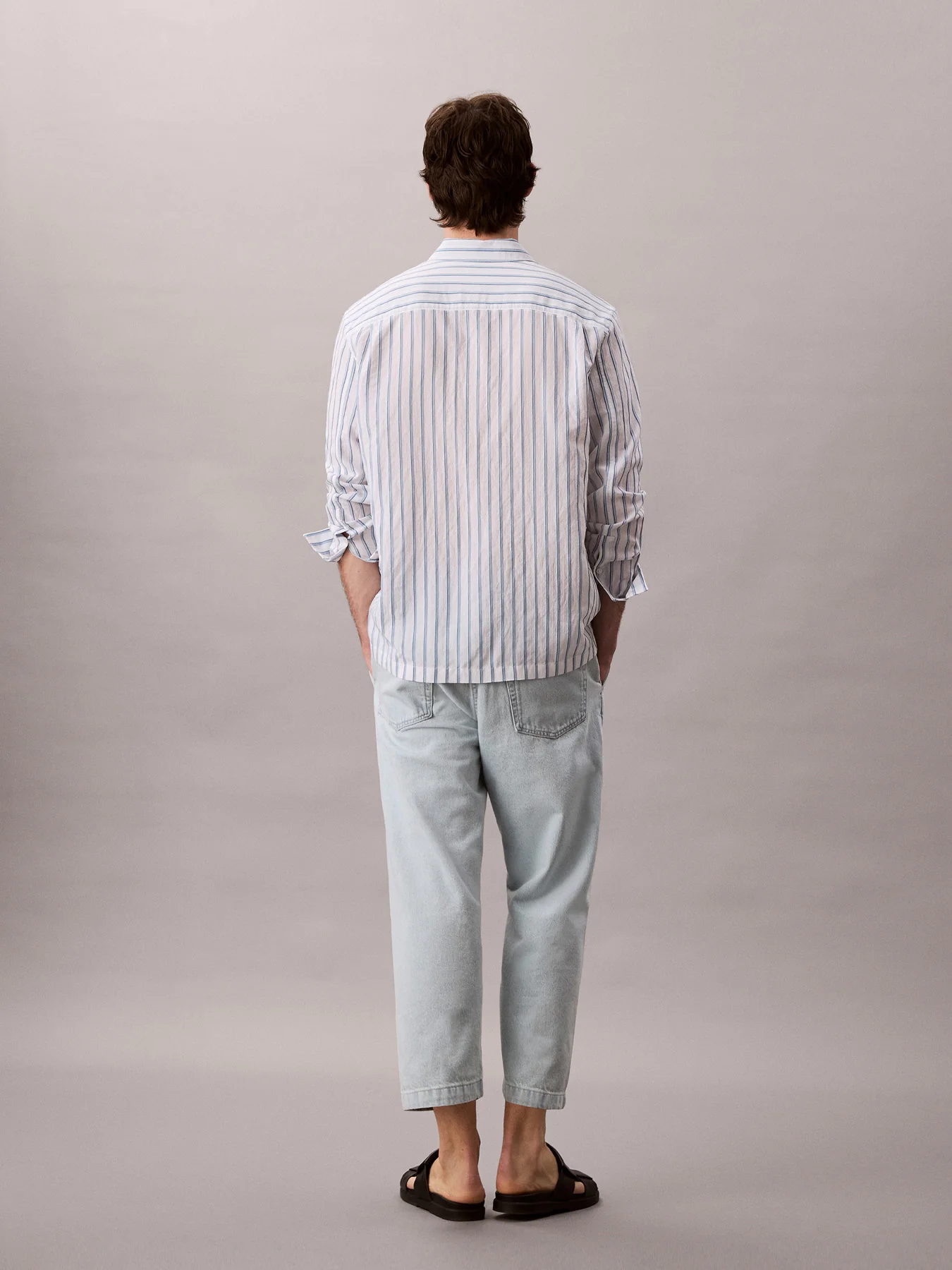 High Rise Cropped Tapered Jeans - Image 3