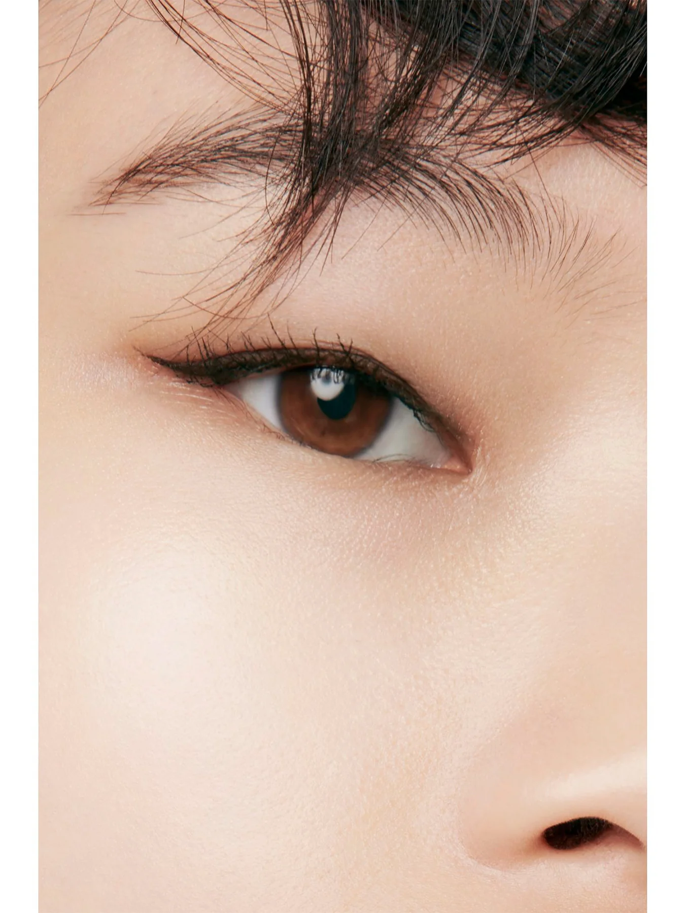 Les Beiges Serum Concealer - Image 3