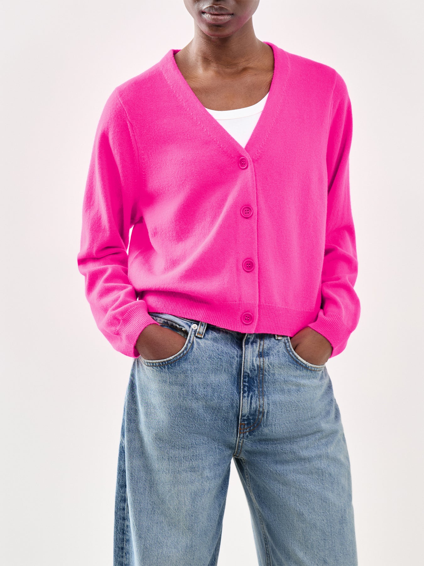 Cropped Boxy Cardigan Pink - Image 4