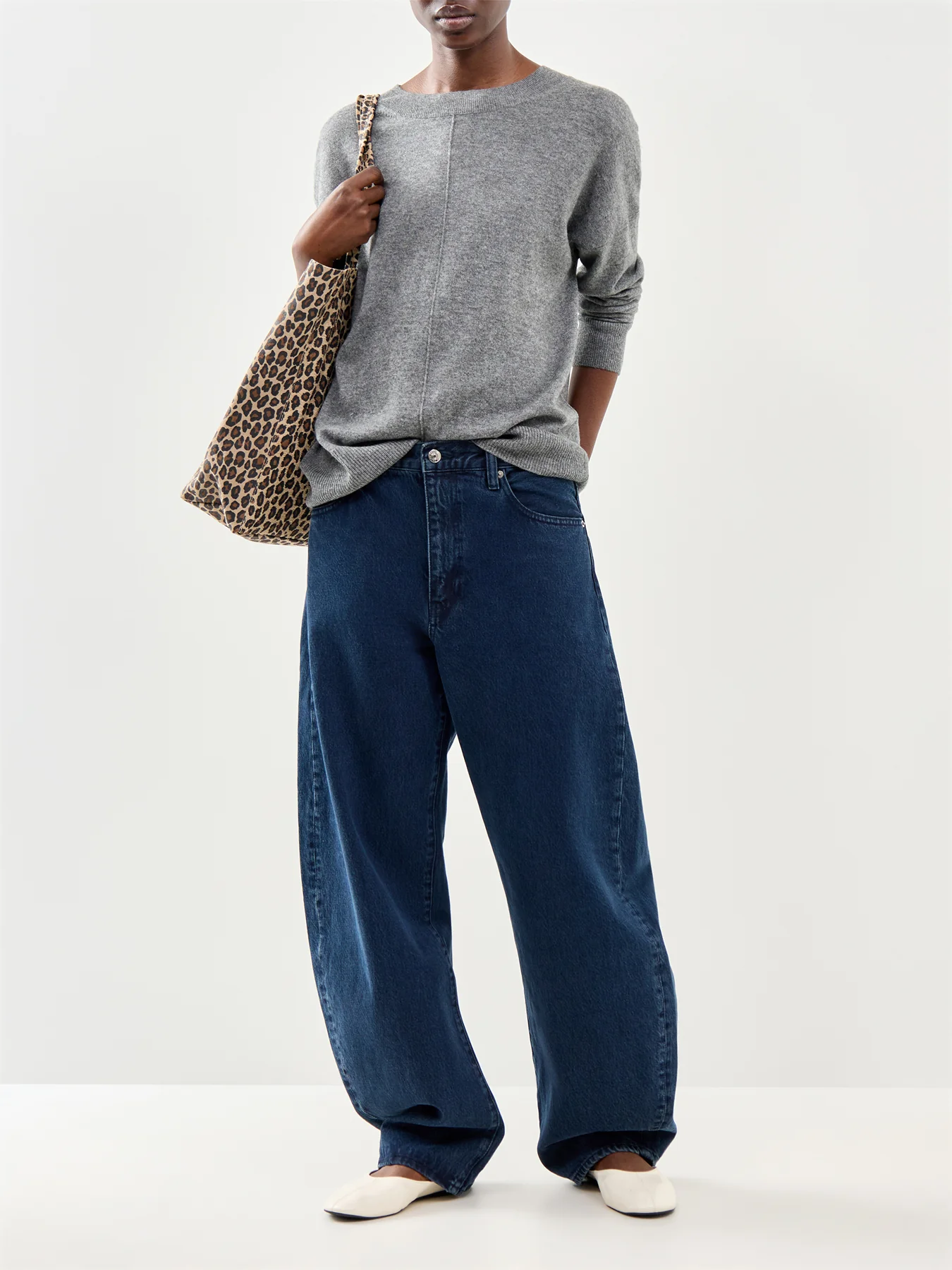 Wide Slouchy Jumper Grey - Image 2