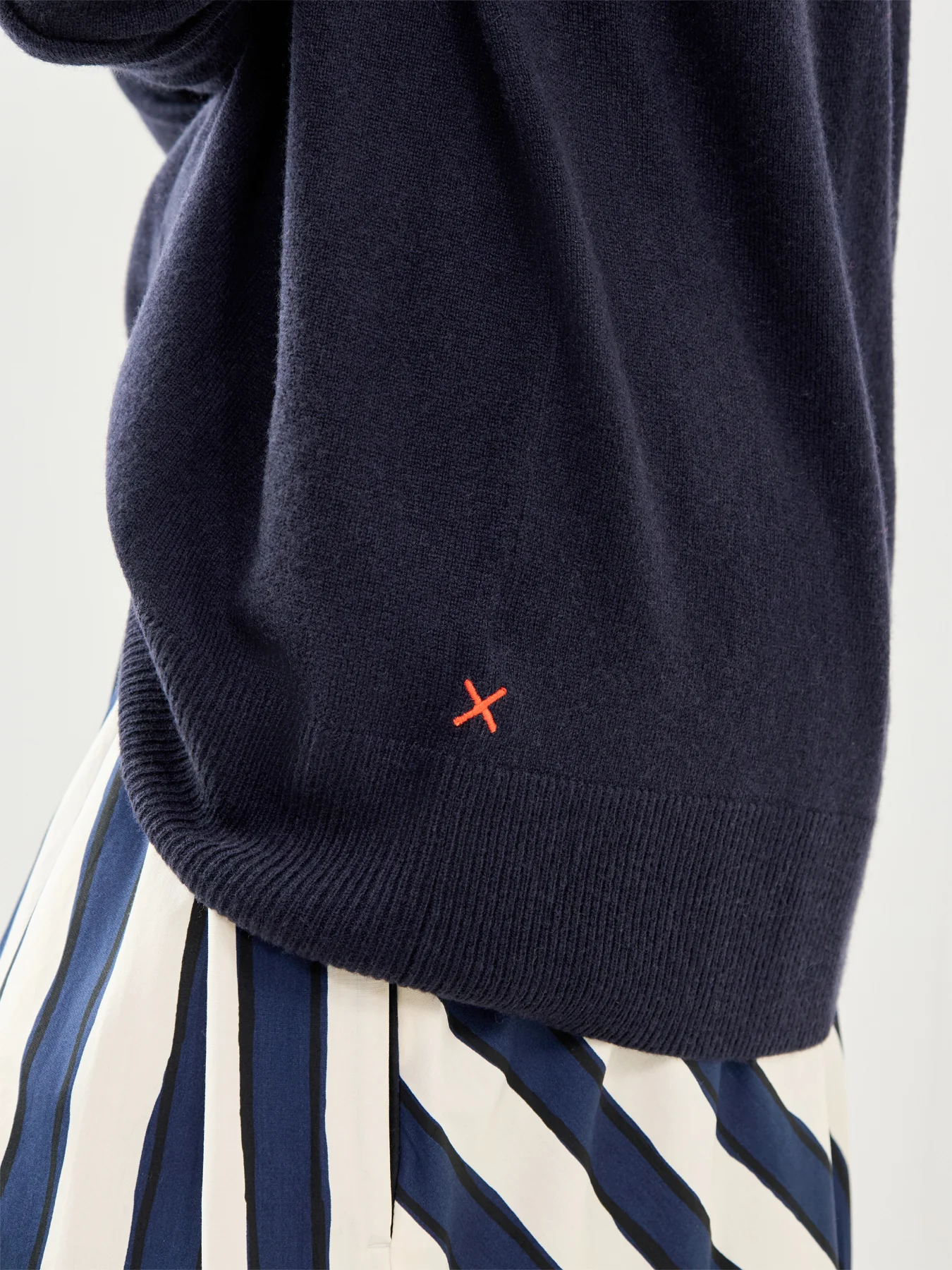 Wide Slouchy Jumper Navy - Image 3