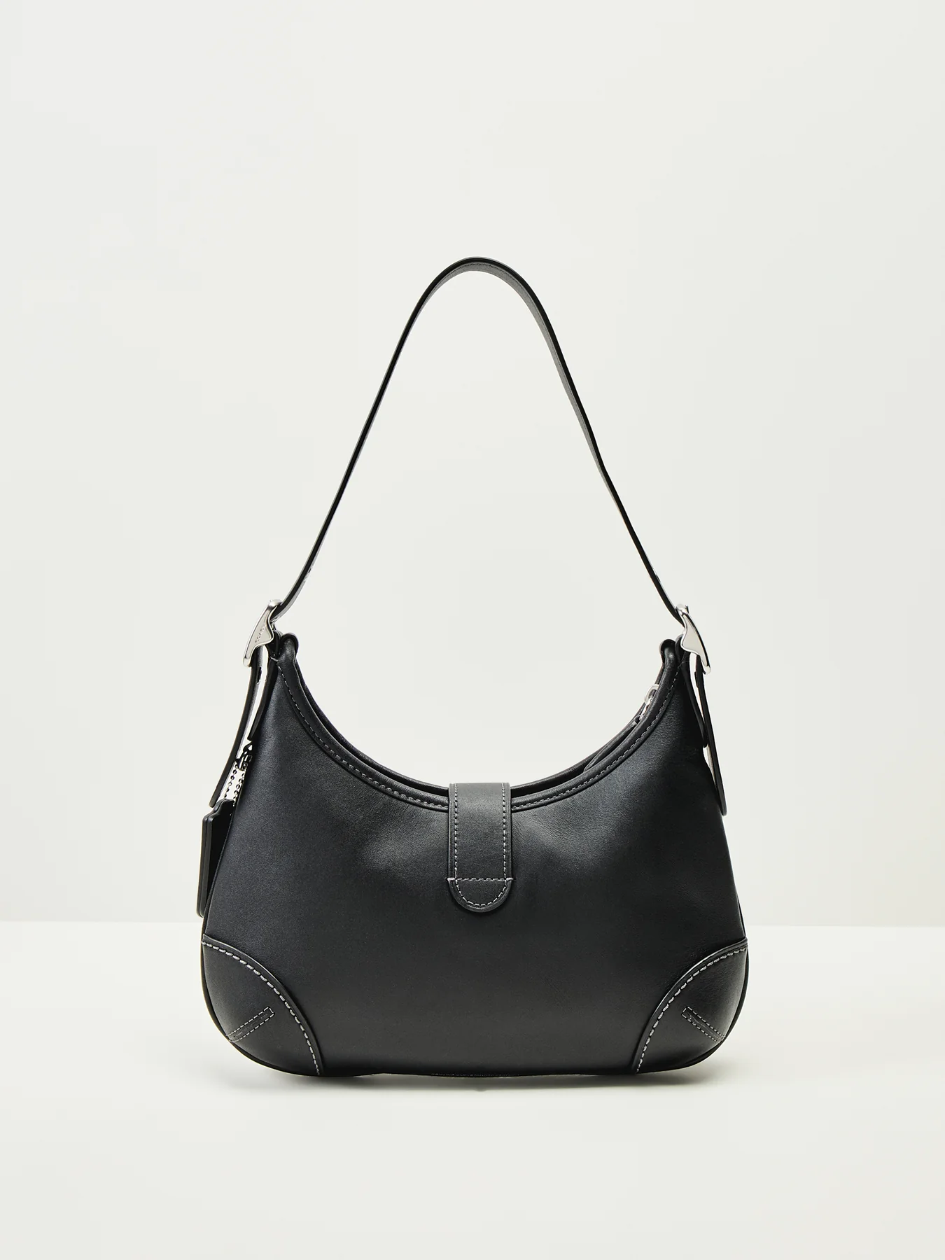 The Coach Originals Hamptons Leather Hobo Black - Image 3