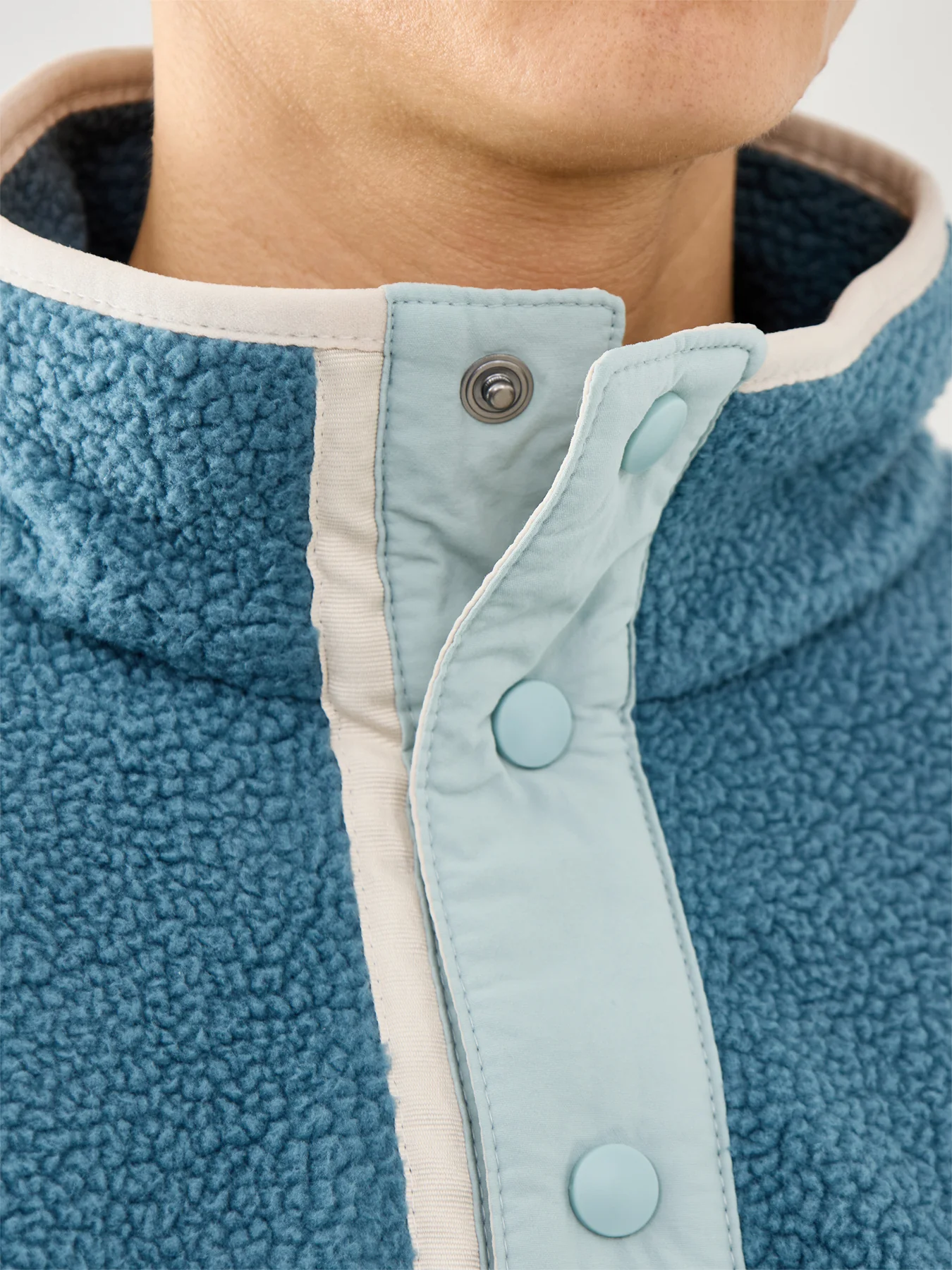Helvetia II Half Snap Sweatshirt Blue - Image 3