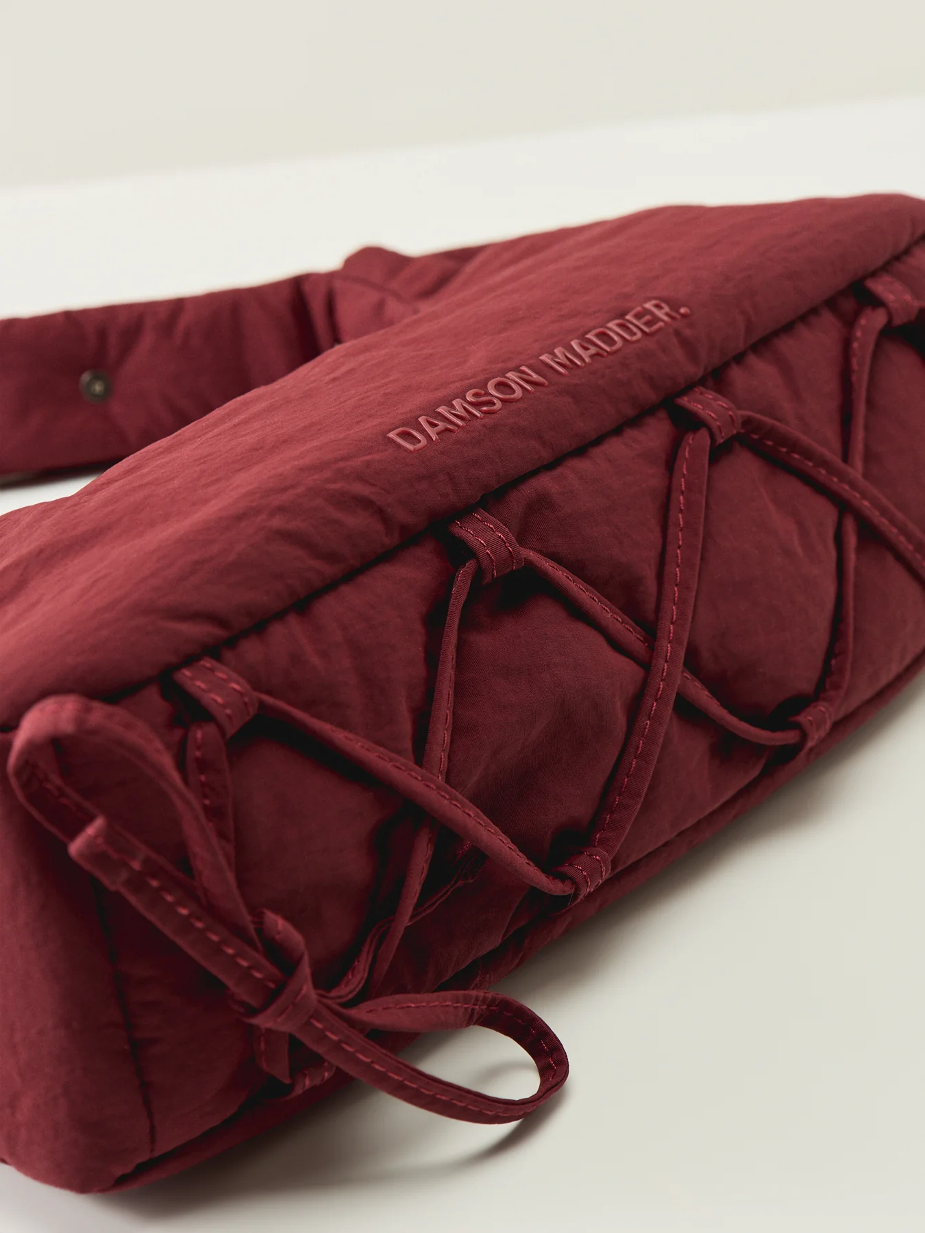 Puffy Saz Bag Burgundy - Image 5