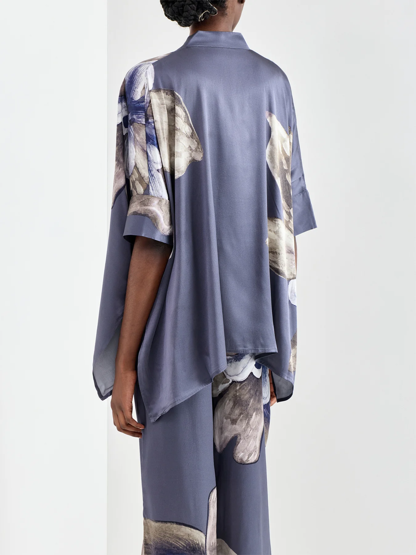 Mandy Silk Blouse Grey - Image 5