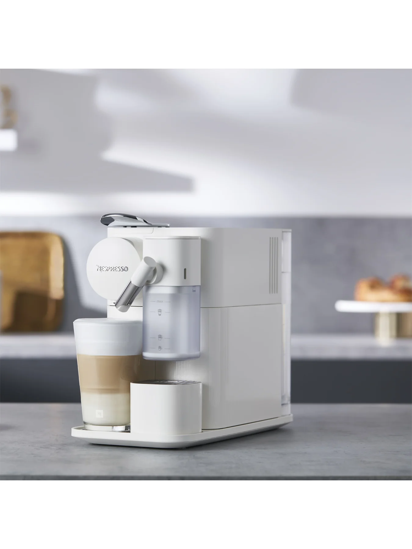 Nespresso Lattissima One White - Image 4
