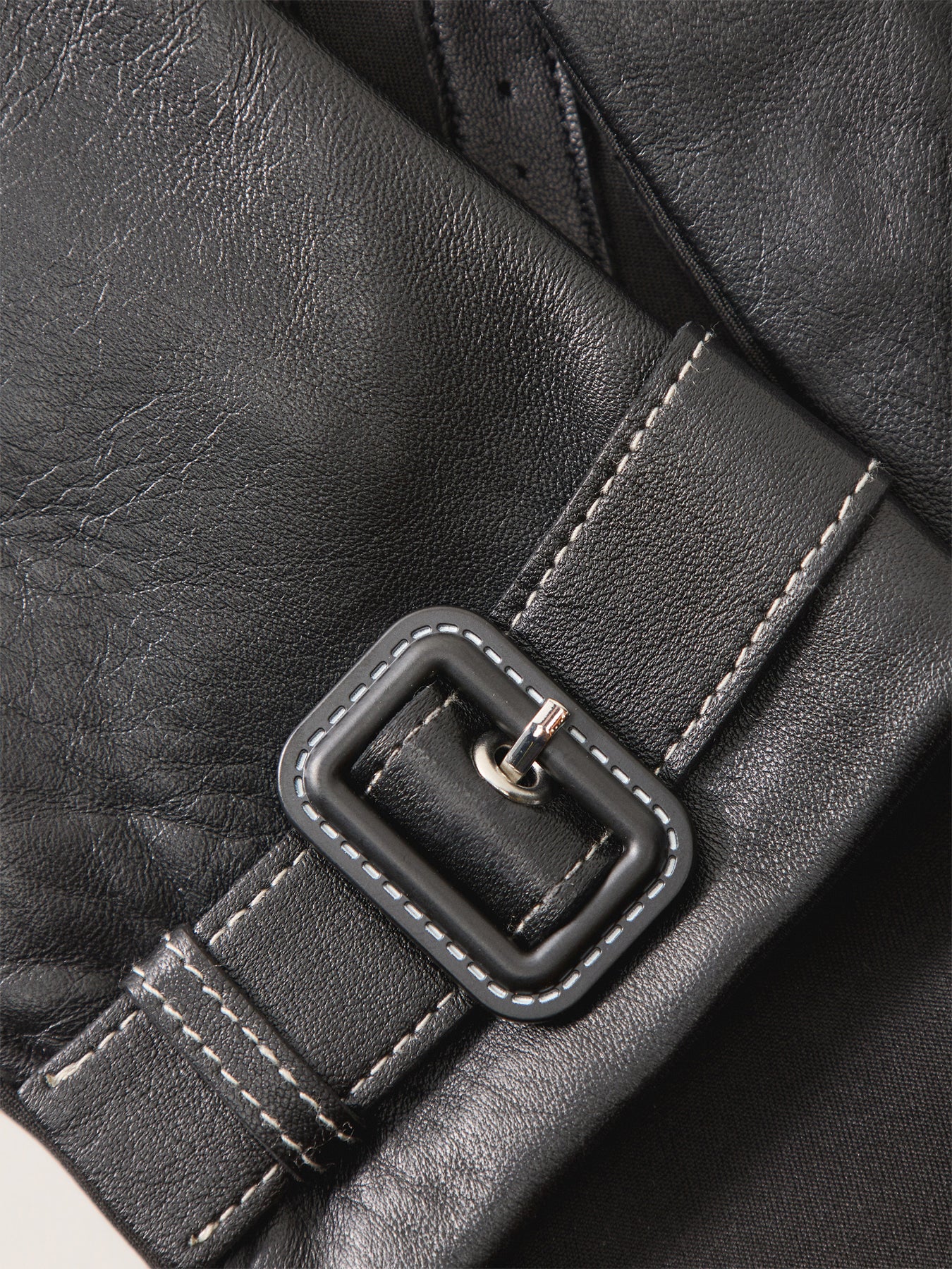 Lyla Leather Gloves Black - Image 2