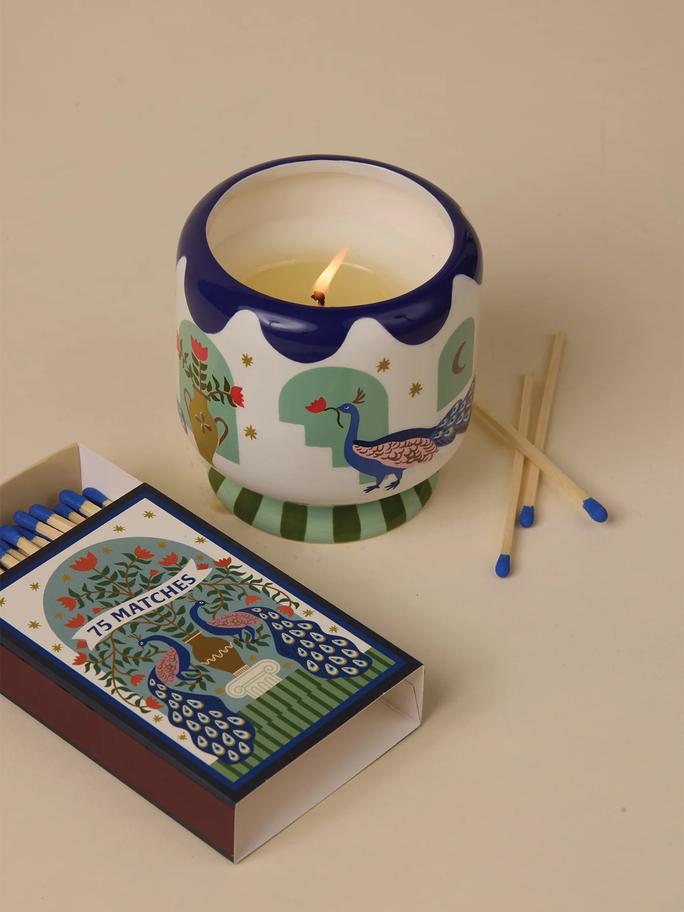 A Dopo Peacock Ceramic Candle - Image 2
