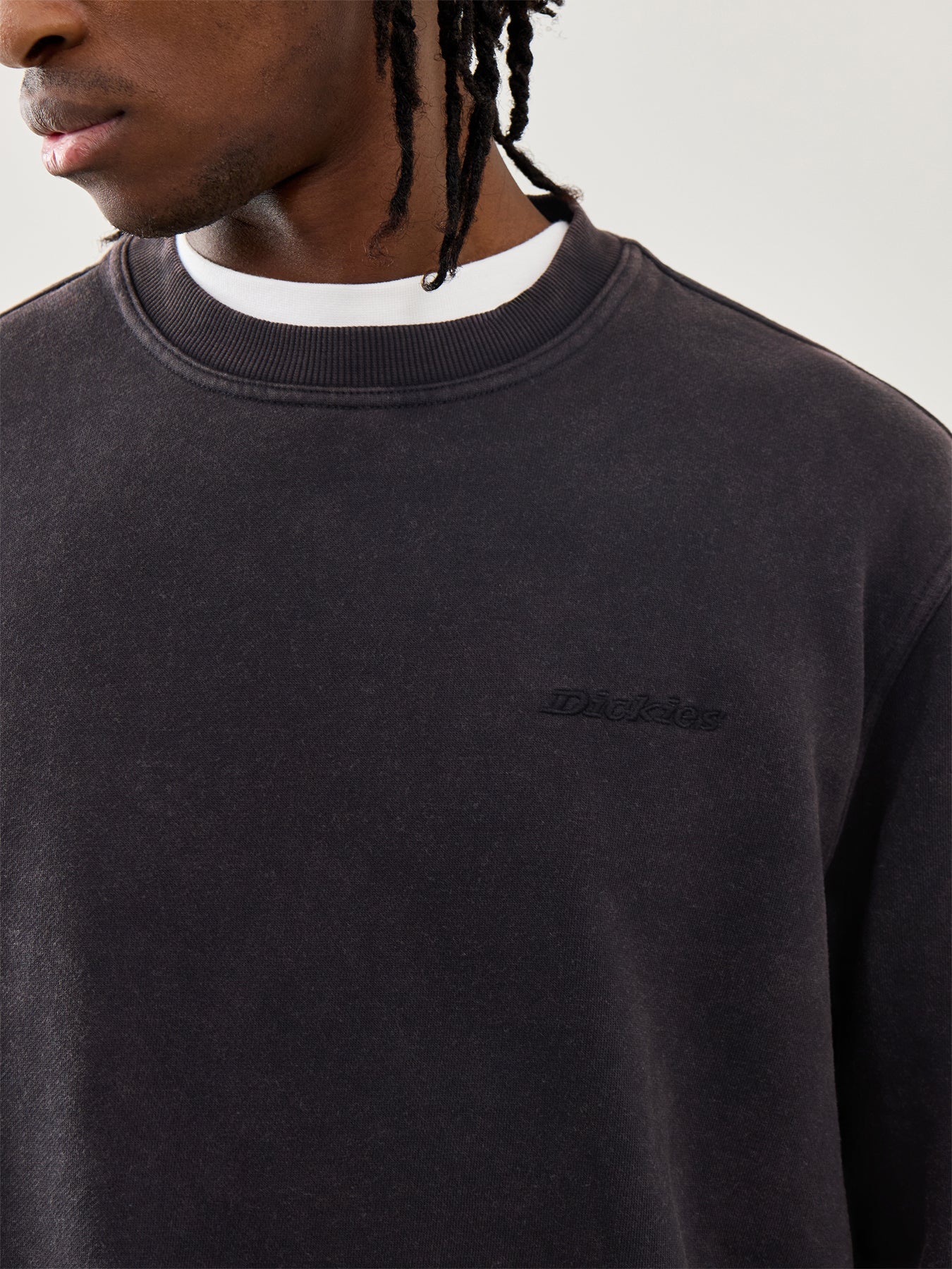 Plentywood Sweatshirt Black - Image 3