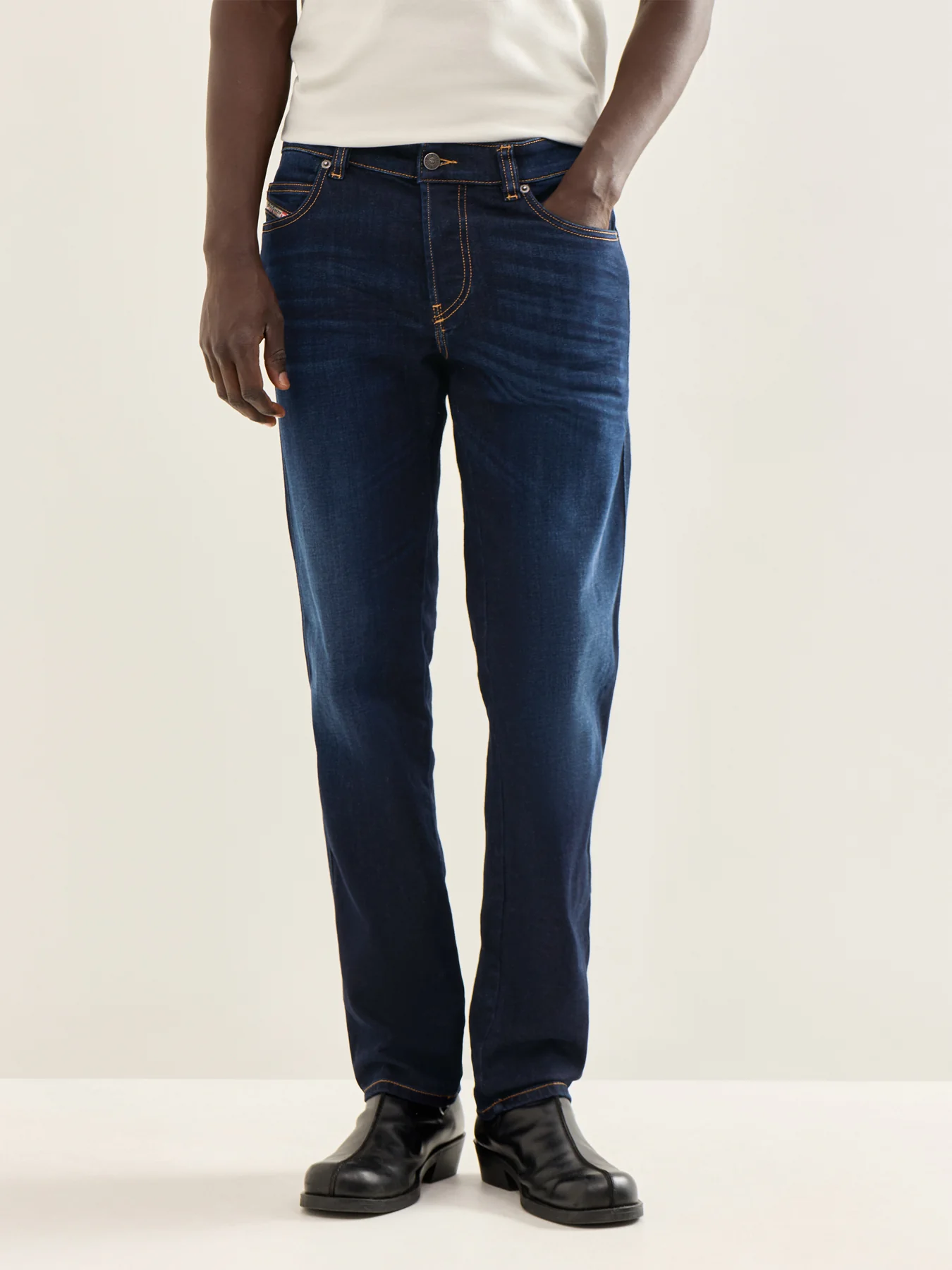 1993 D-Vyl Slim Straight Jeans Navy - Image 4
