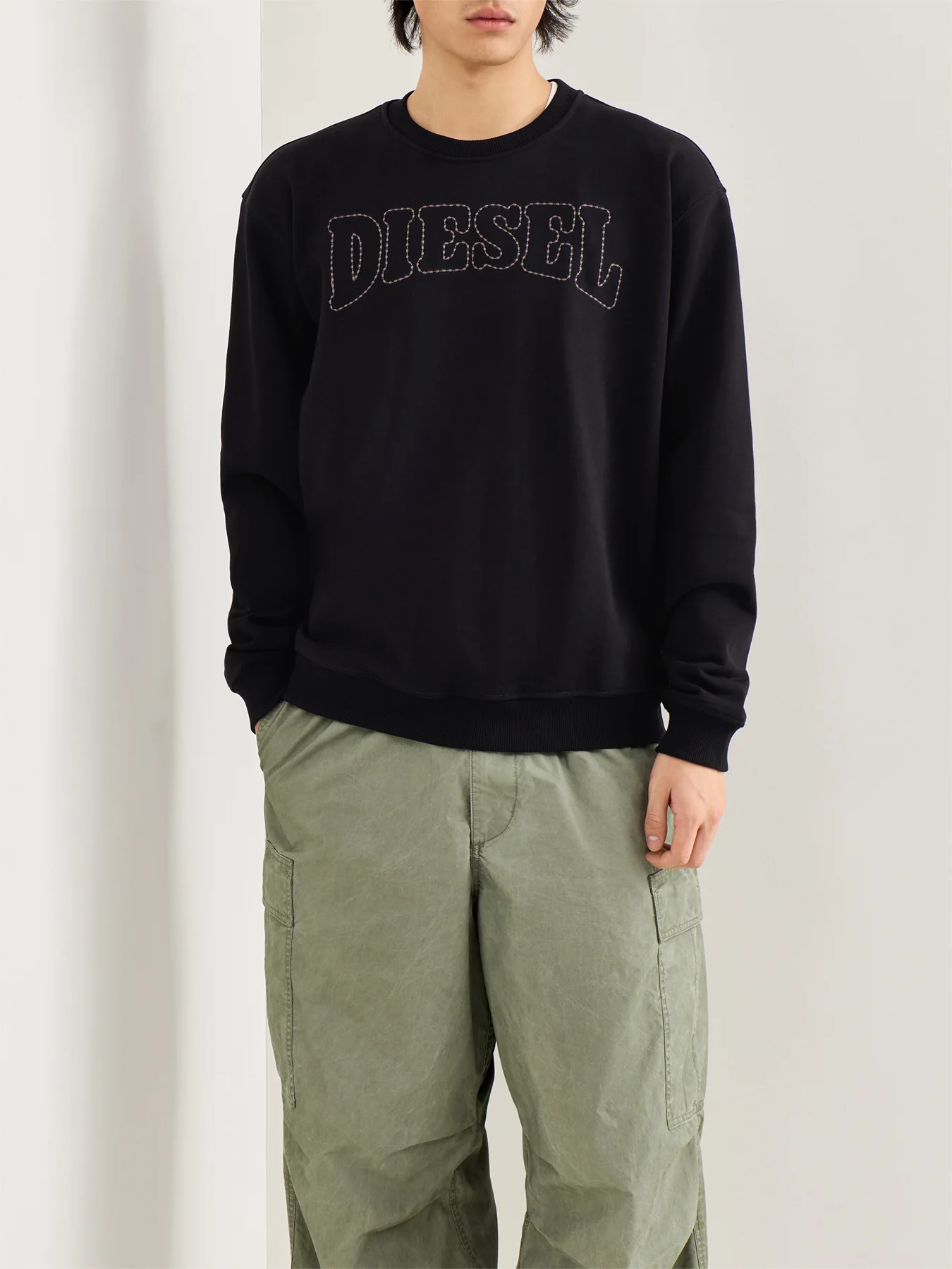 S-Norm-V10 Logo Stitching Sweatshirt Black - Image 4
