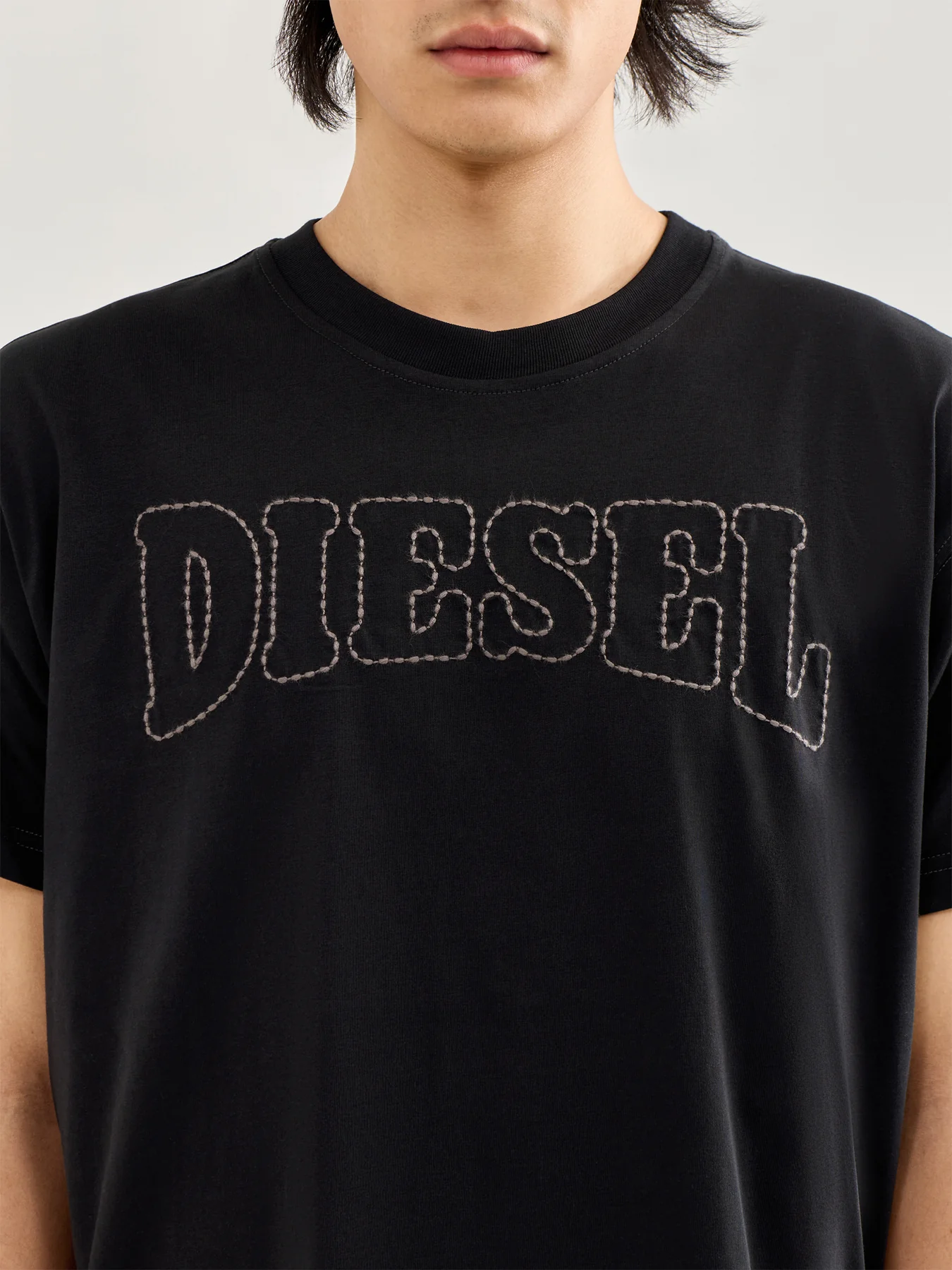 T-Norm-V10 Logo Stitching T-Shirt Black - Image 3