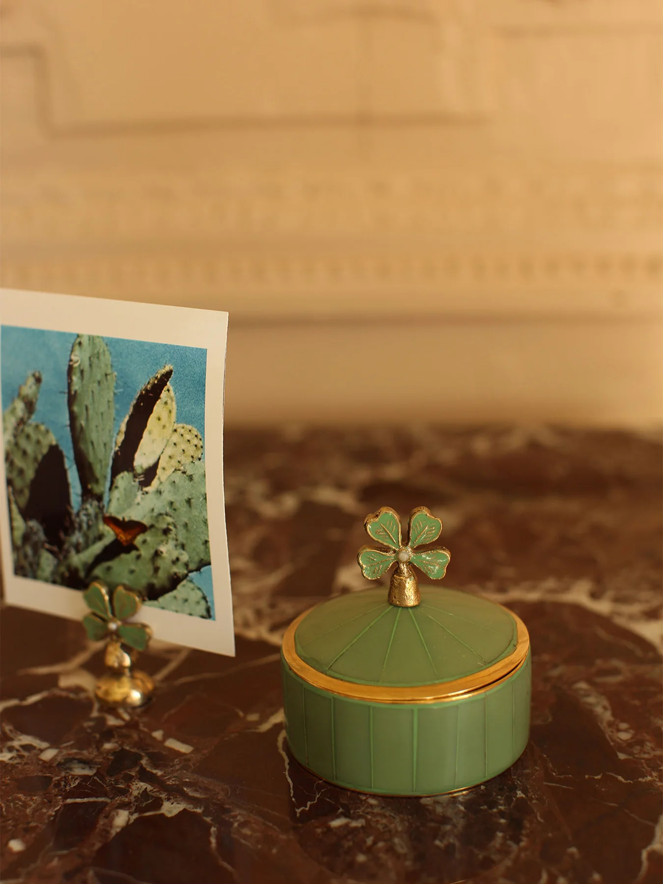 Lucky Clover Circus Box - Image 3