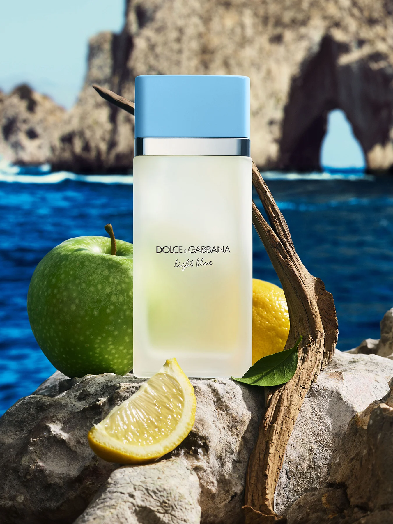 Light Blue Eau de Toilette 200 ml - Image 2
