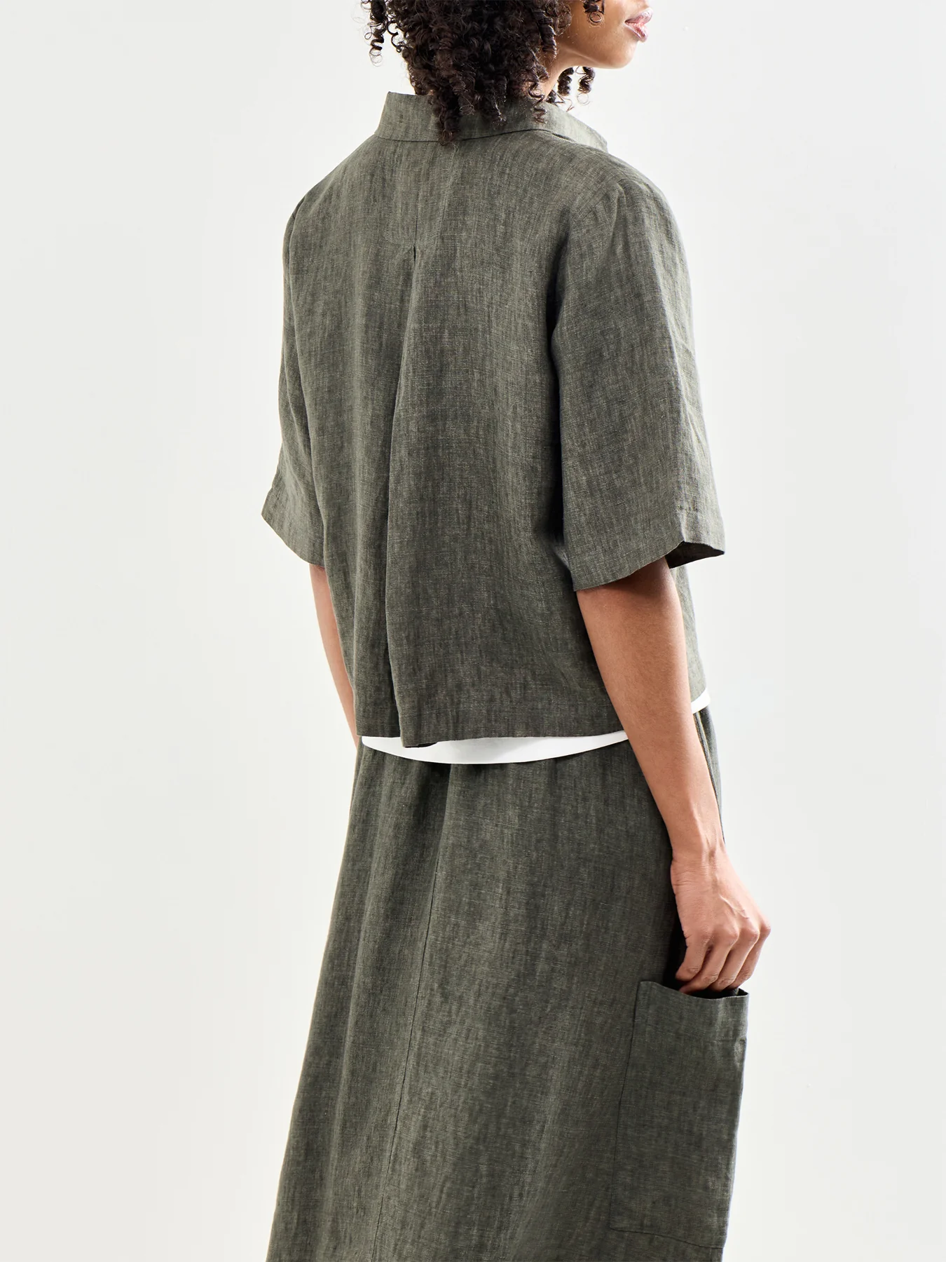 Classic Collar Elbow Sleeve Shirt Khaki - Image 5