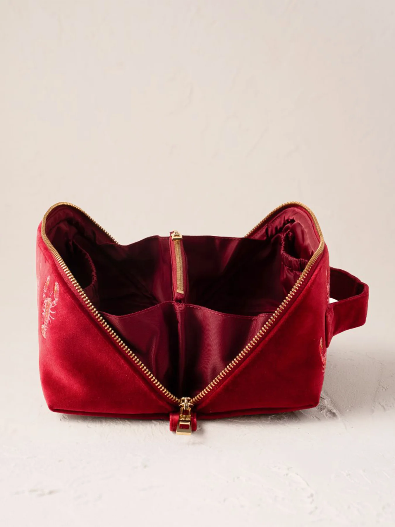 Lobster Velvet Open Flat Makeup Bag Rouge - Image 2