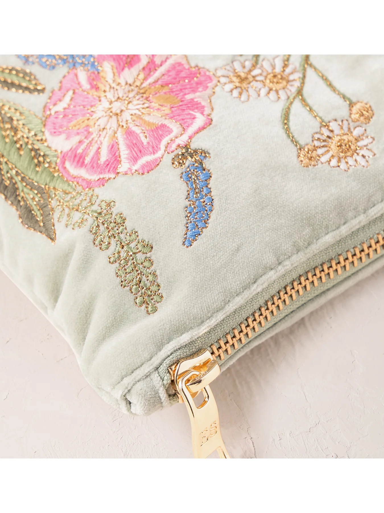 Pressed Flowers Velvet Everyday Pouch Sage - Image 3