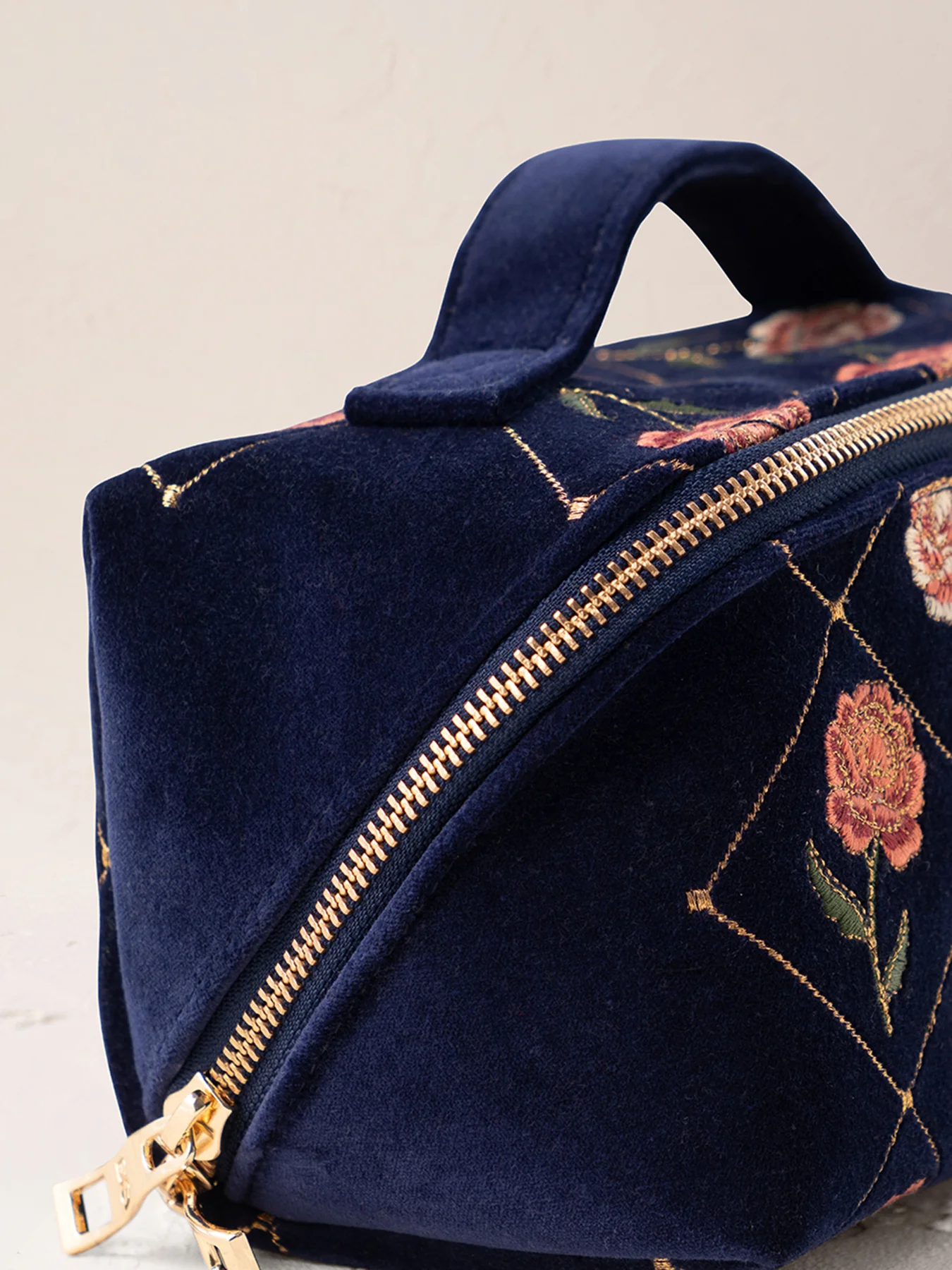 Rose Velvet Open Flat Makeup Bag Navy - Image 2