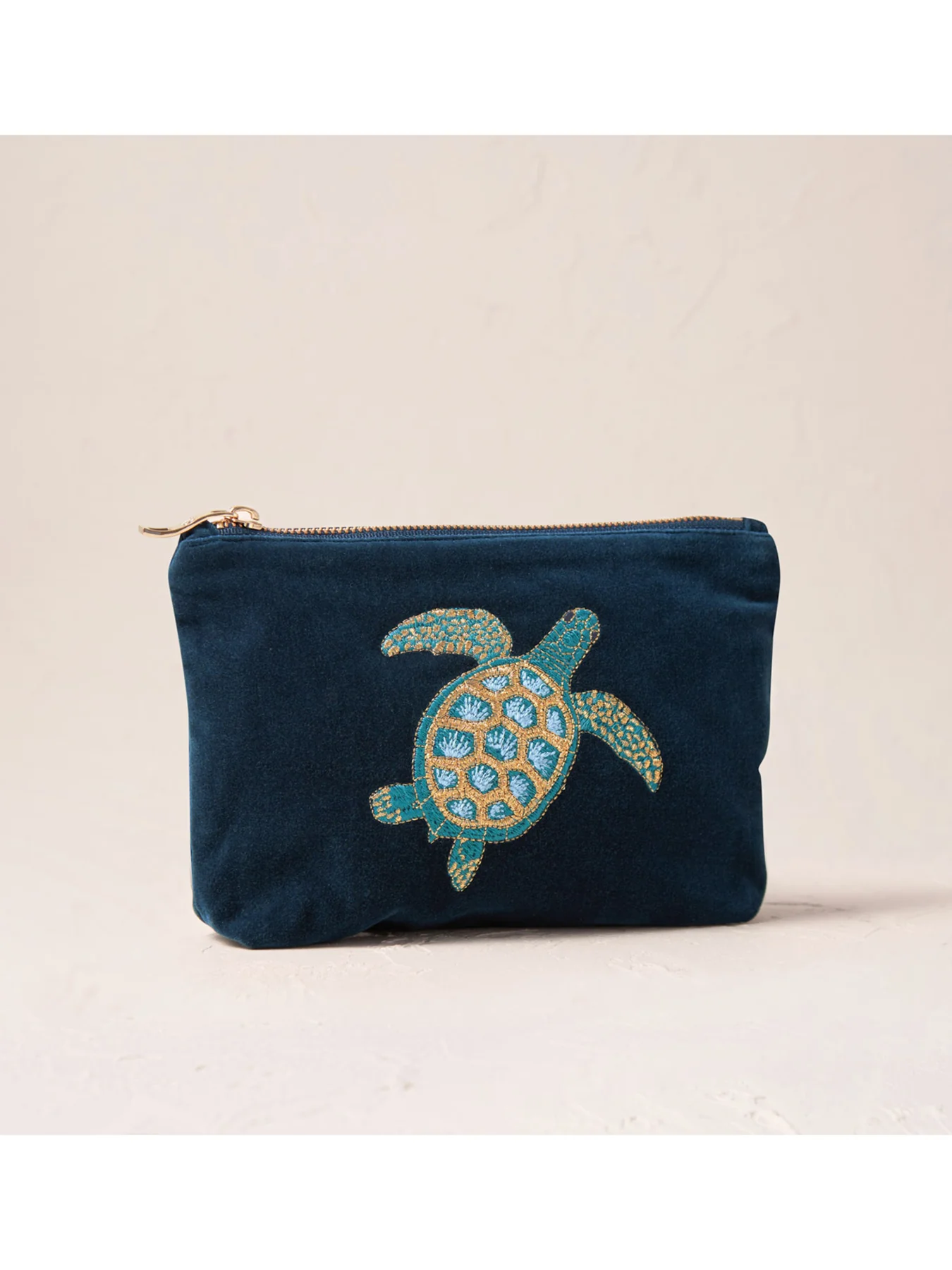 Swimming Turtle Velvet Mini Pouch Marine Navy - Image 3