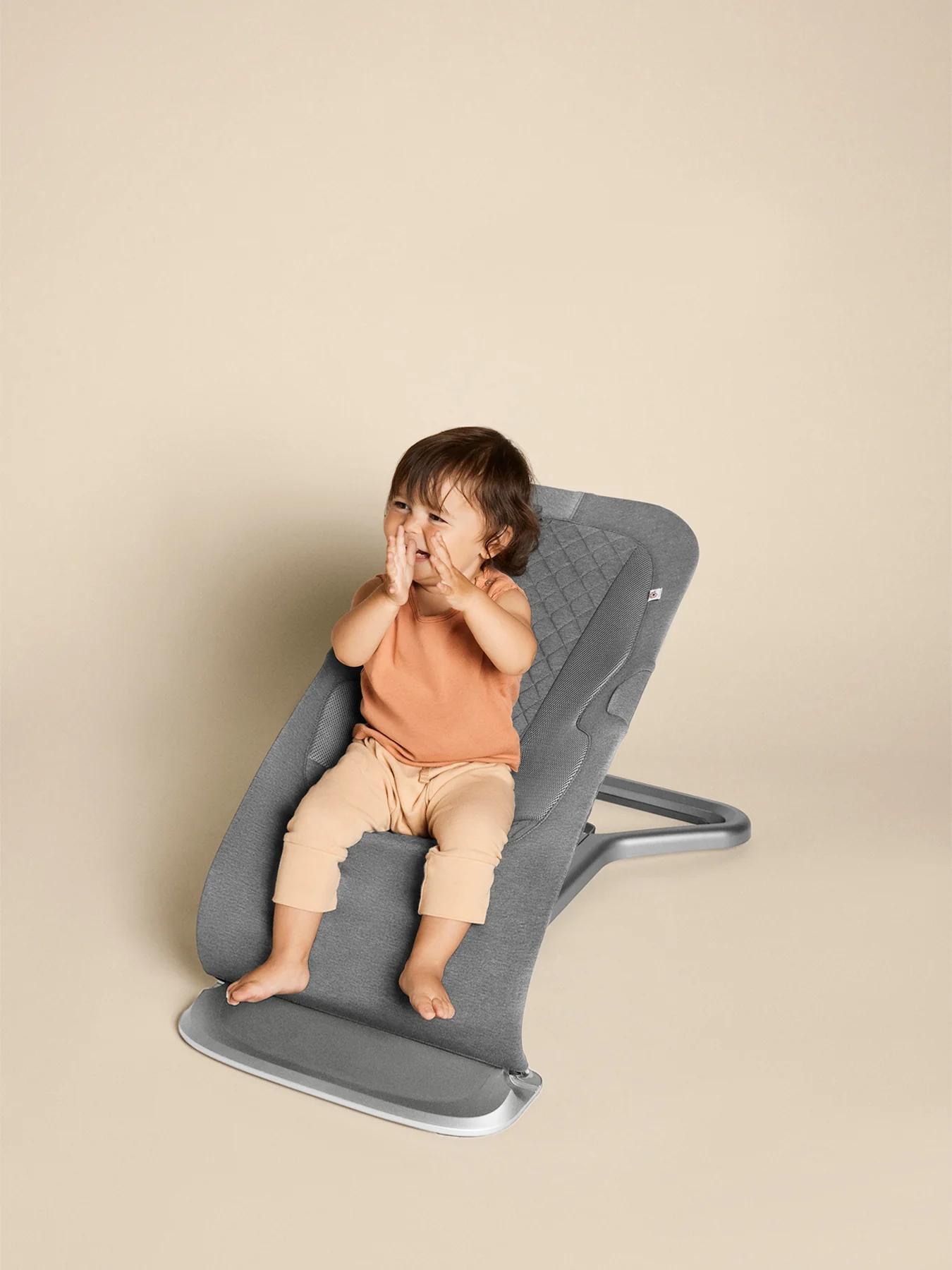 3-in-1 Evolve Bouncer Charcoal Grey - Image 4