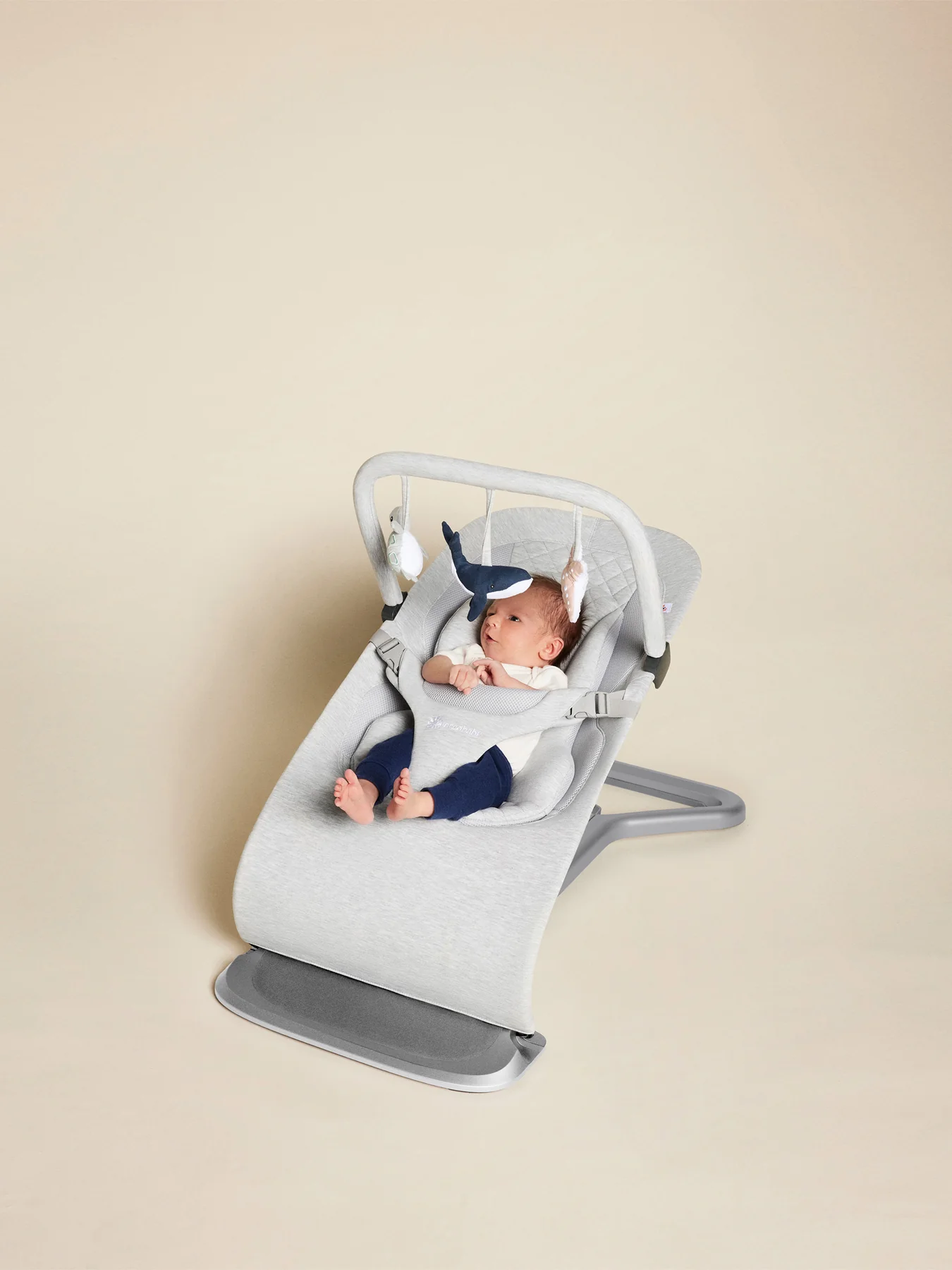 3-in-1 Evolve Bouncer Light Grey - Image 3