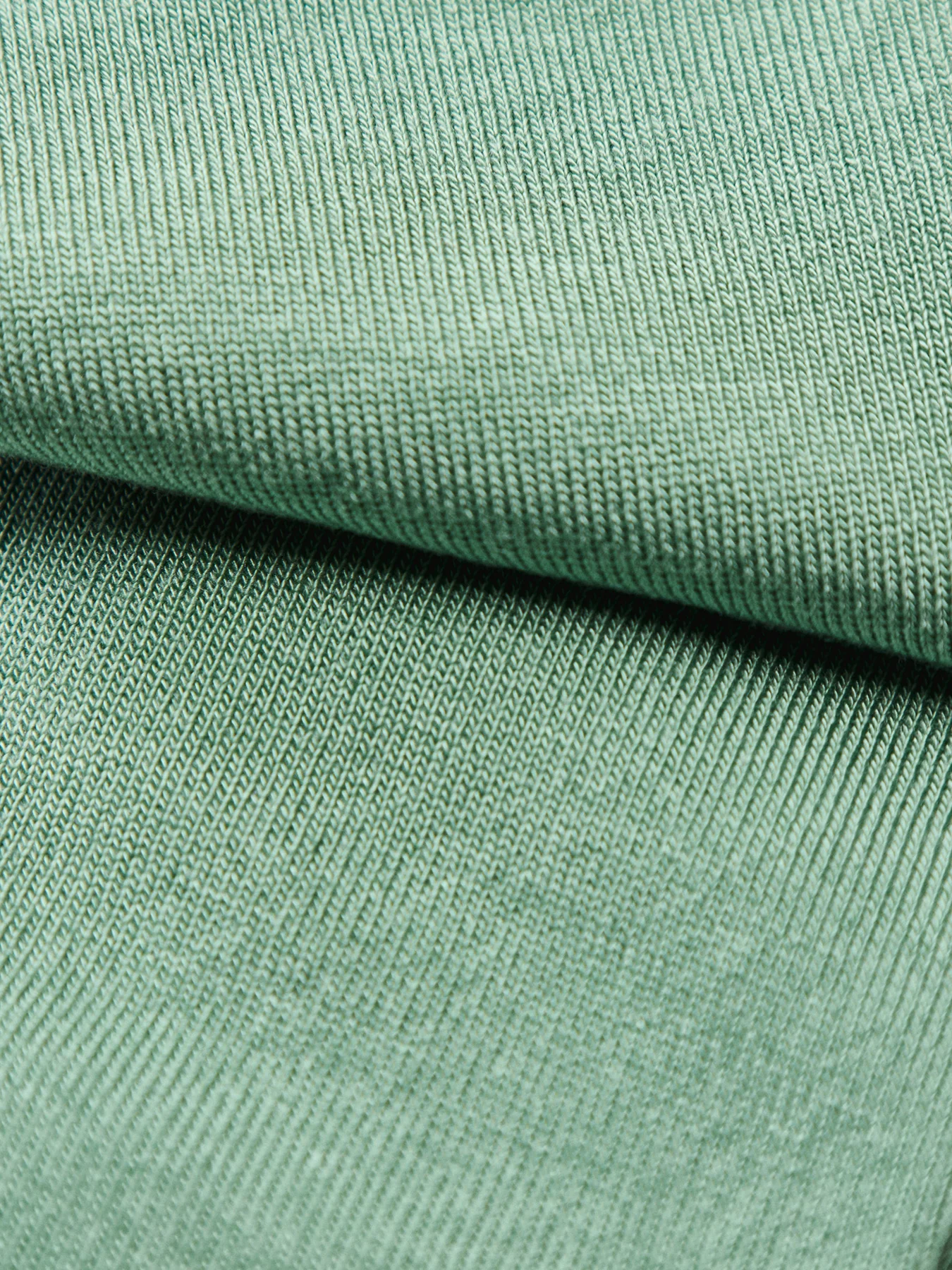 Active Breeze Socks Green - Image 2