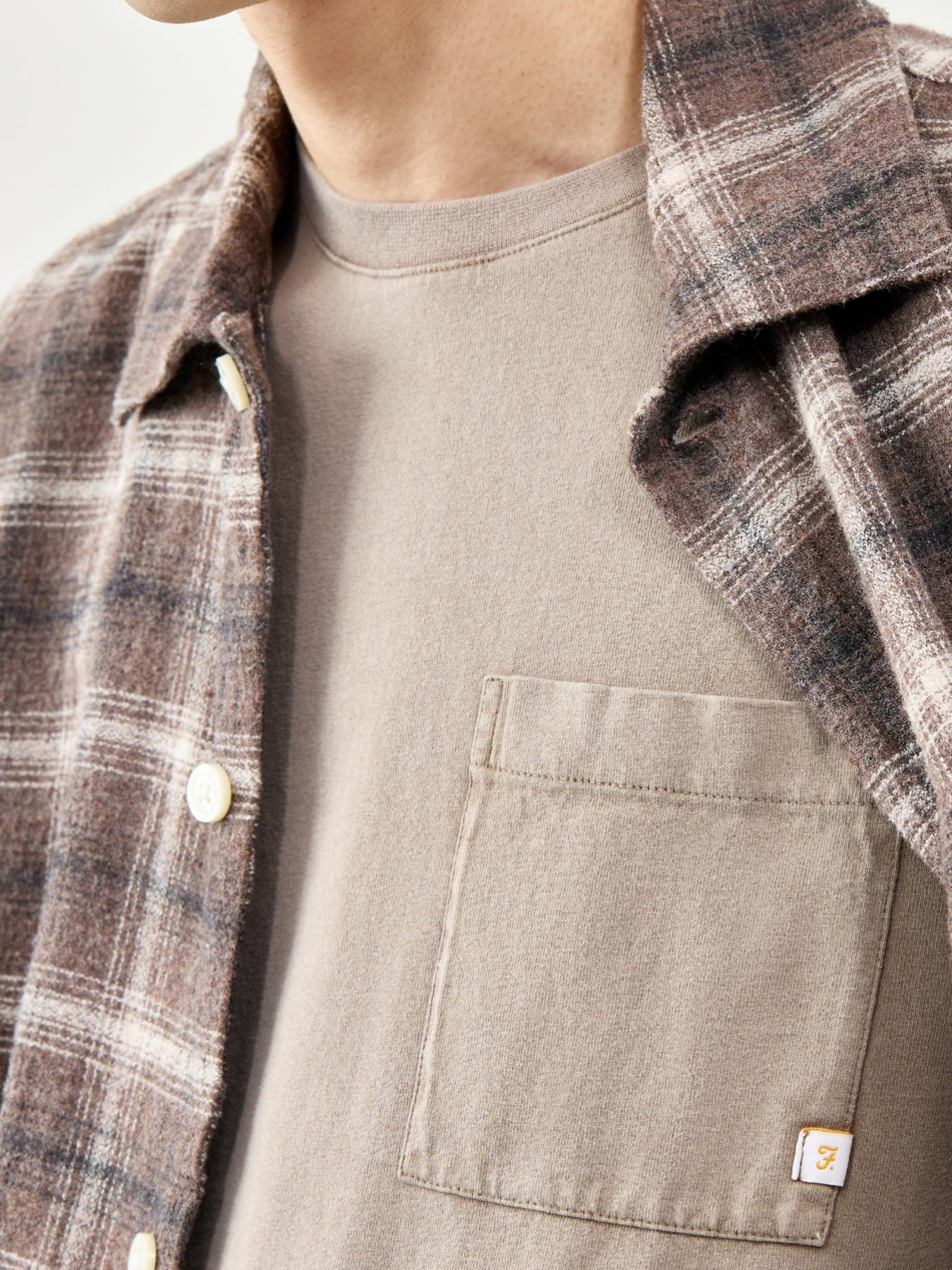 Pocket T-Shirt Beige - Image 3