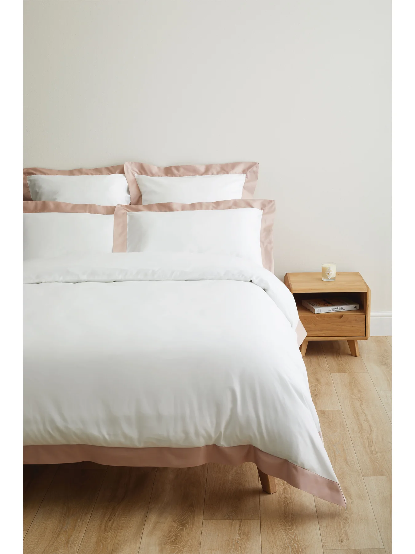 Tyne Collection Fitted Sheet King Pink - Image 2