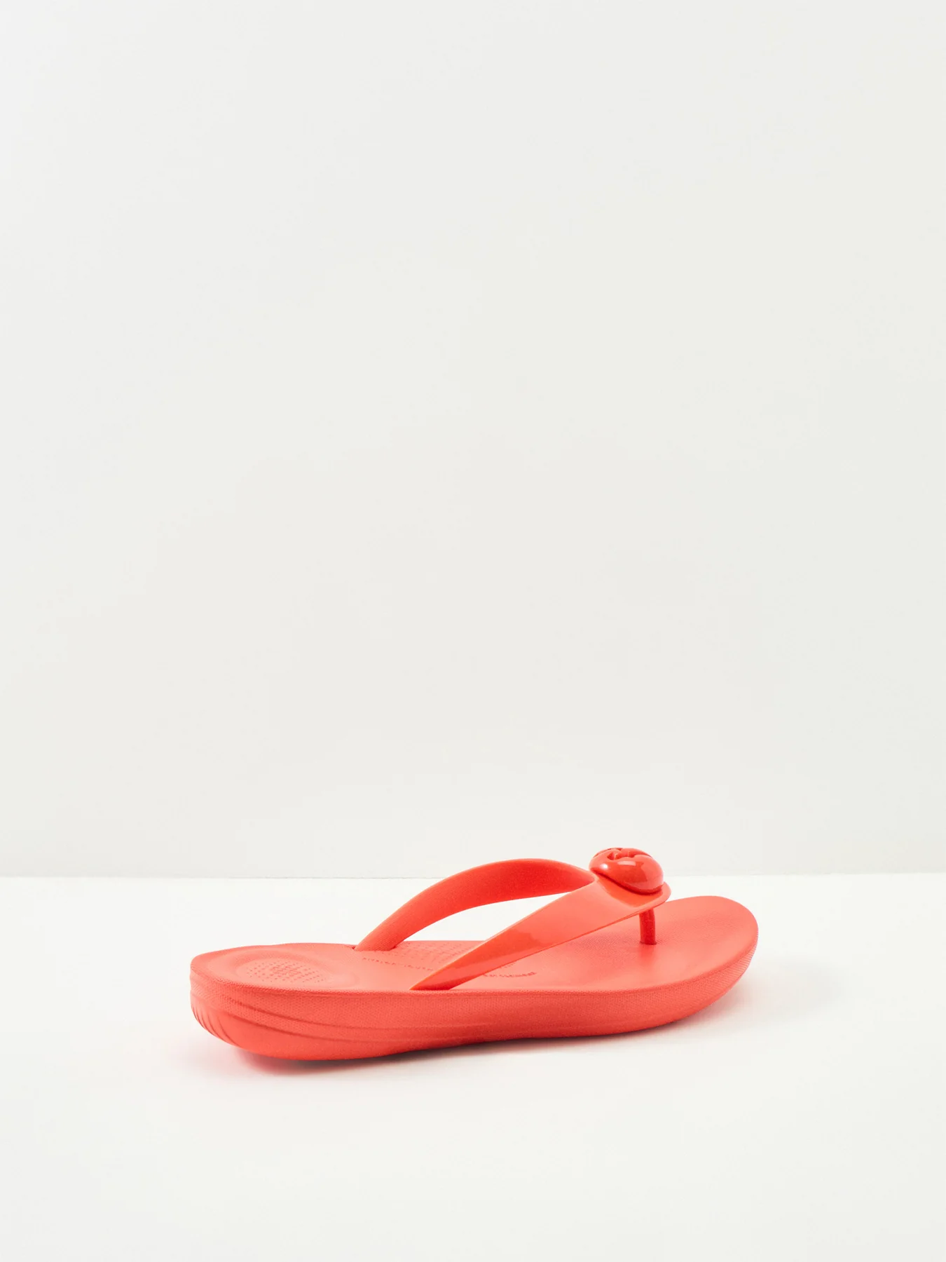 Iqushion Glossy-Button Flip-Flops Cherry Tomato - Image 2