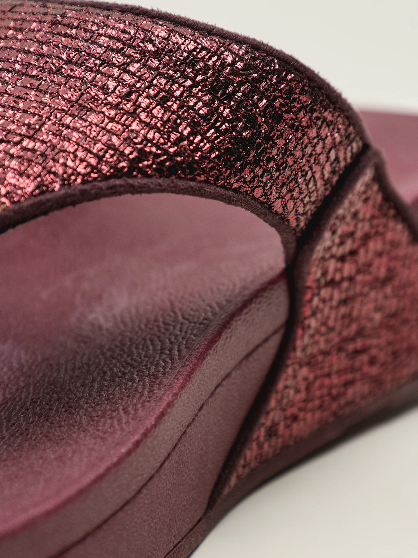 Lulu Crinkled-Shimmer Toe-Post Sandals - Image 3